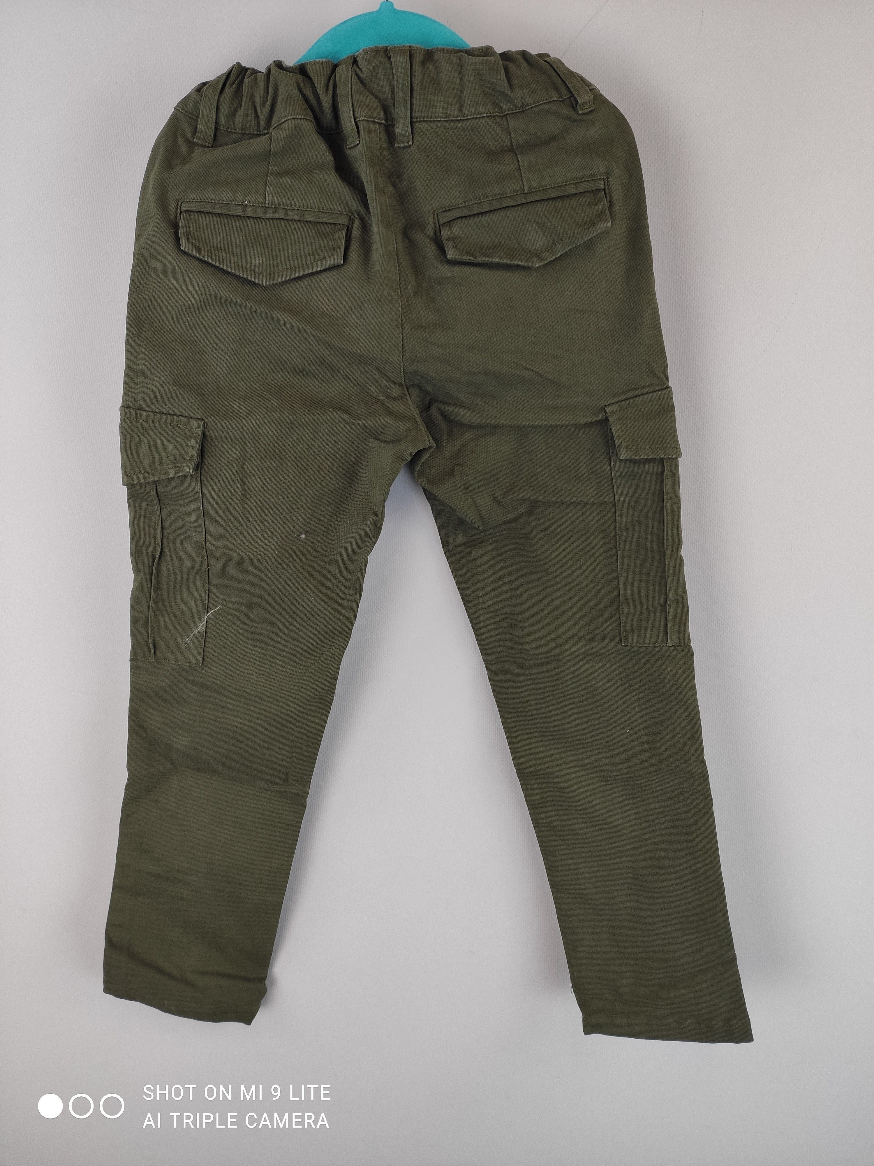 Voir photo 2 de Pantalon cargo vert kaki – CYRILLUS – 7 ans (122 cm) Pantalon cargo vert kaki – CYRILLUS – 7 ans (122 cm) Très bon état reconditionné photo 2