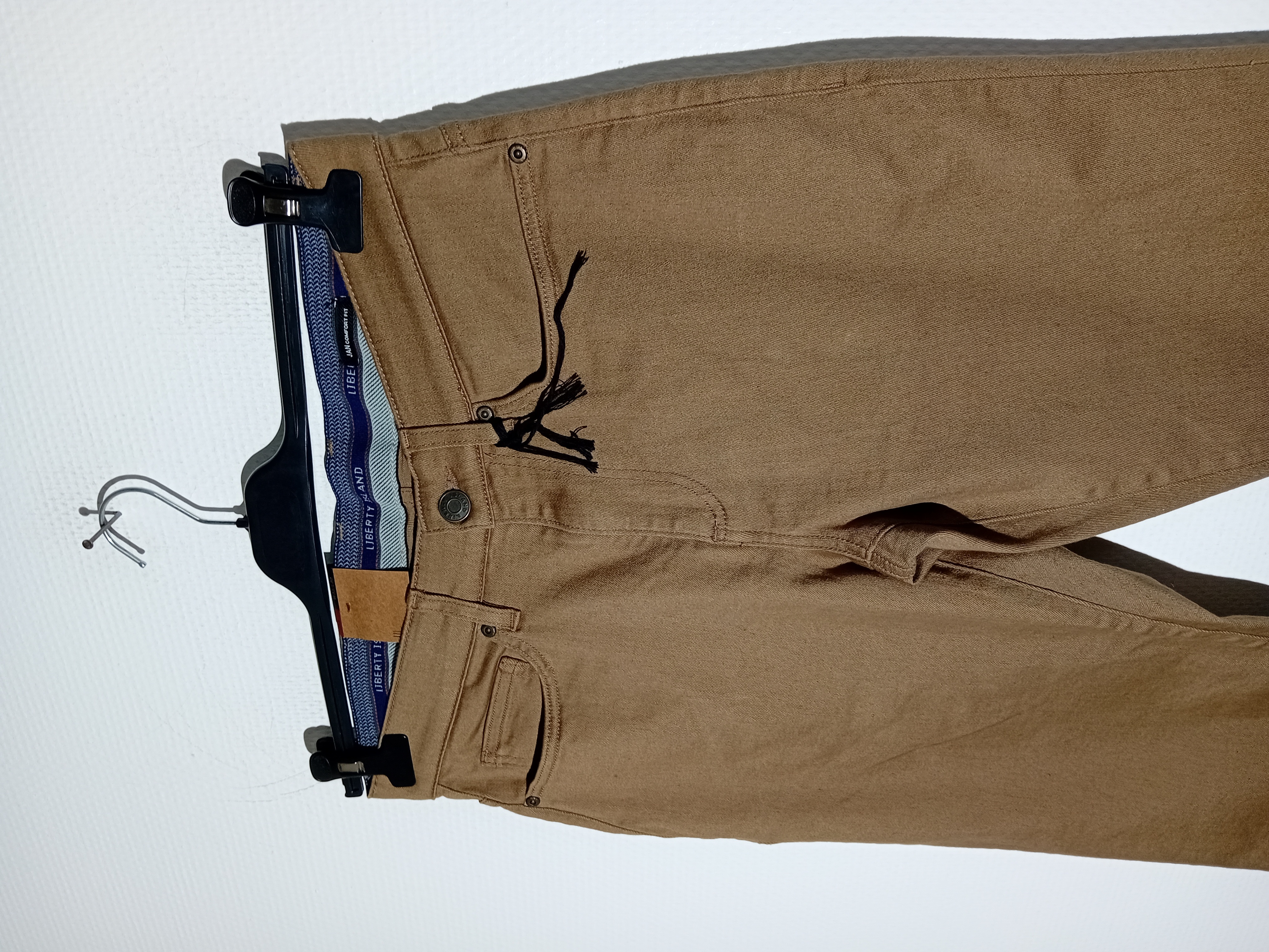 Voir photo 4 de Pantalon Chino Liberty Island Marron Clair L (T3684) Pantalon Chino Liberty Island Marron Clair L (T3684) Bon état reconditionné photo 4