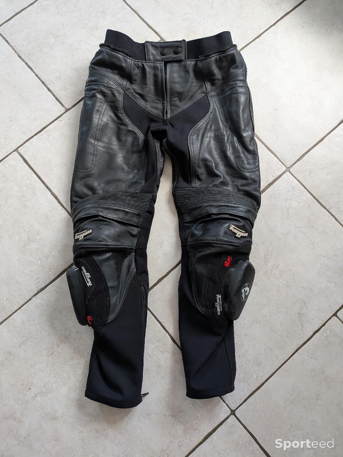 Pantalon cuir moto femme Furygan Très bon état Furygan reconditionné disponible sur Sporteed