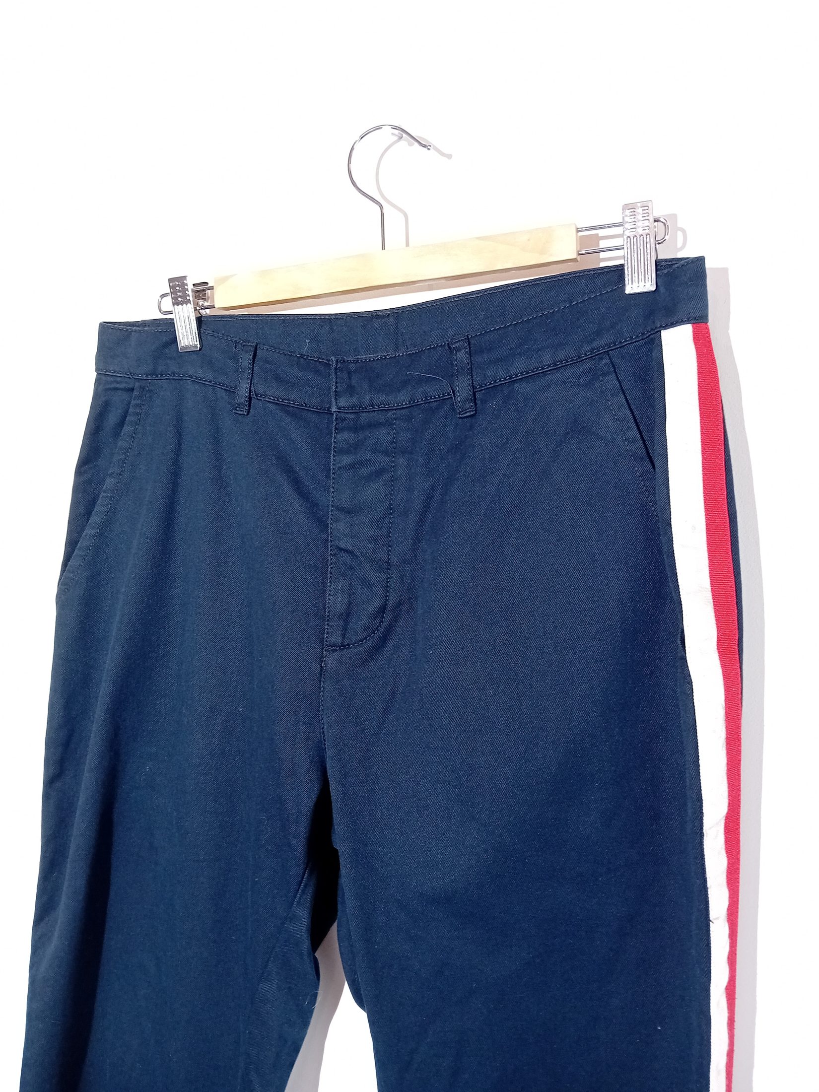 Voir photo 3 de Pantalon De Costume The Kooples Bleu Marine Bandes Latérales (T5902) Pantalon De Costume The Kooples Bleu Marine Bandes Latérales (T5902) Très bon état reconditionné photo 3