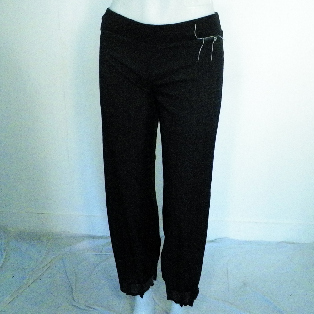 Pantalon Femme Gris COP COPINE T 36. Bon état - 12,00 € Pantalon Femme Gris COP COPINE T 36. Bon état reconditionné disponible sur Label Emmaüs