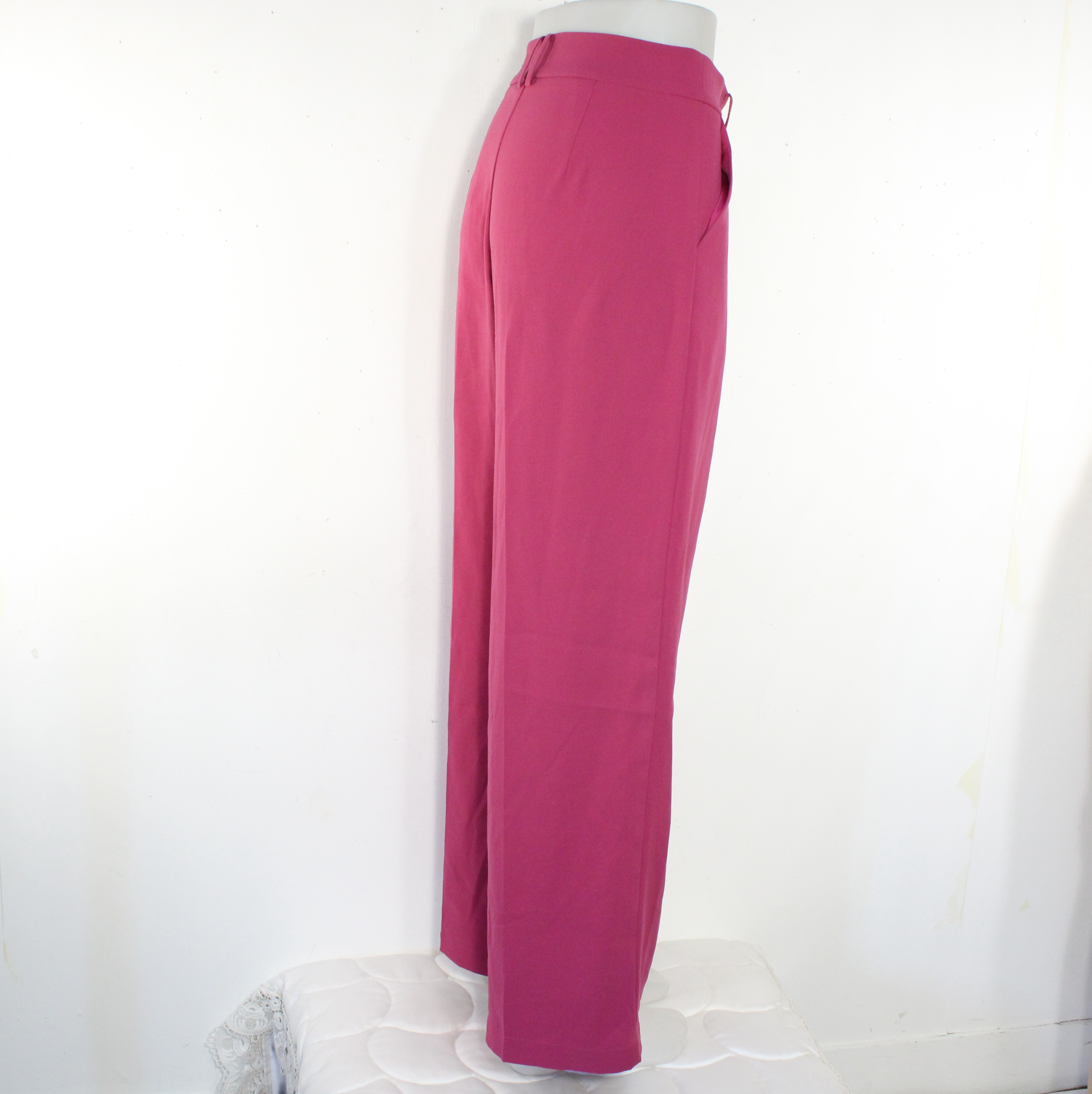 Voir photo 3 de Pantalon Femme Magenta ETAM Taille S Pantalon Femme Magenta ETAM Taille S Très bon état reconditionné photo 3