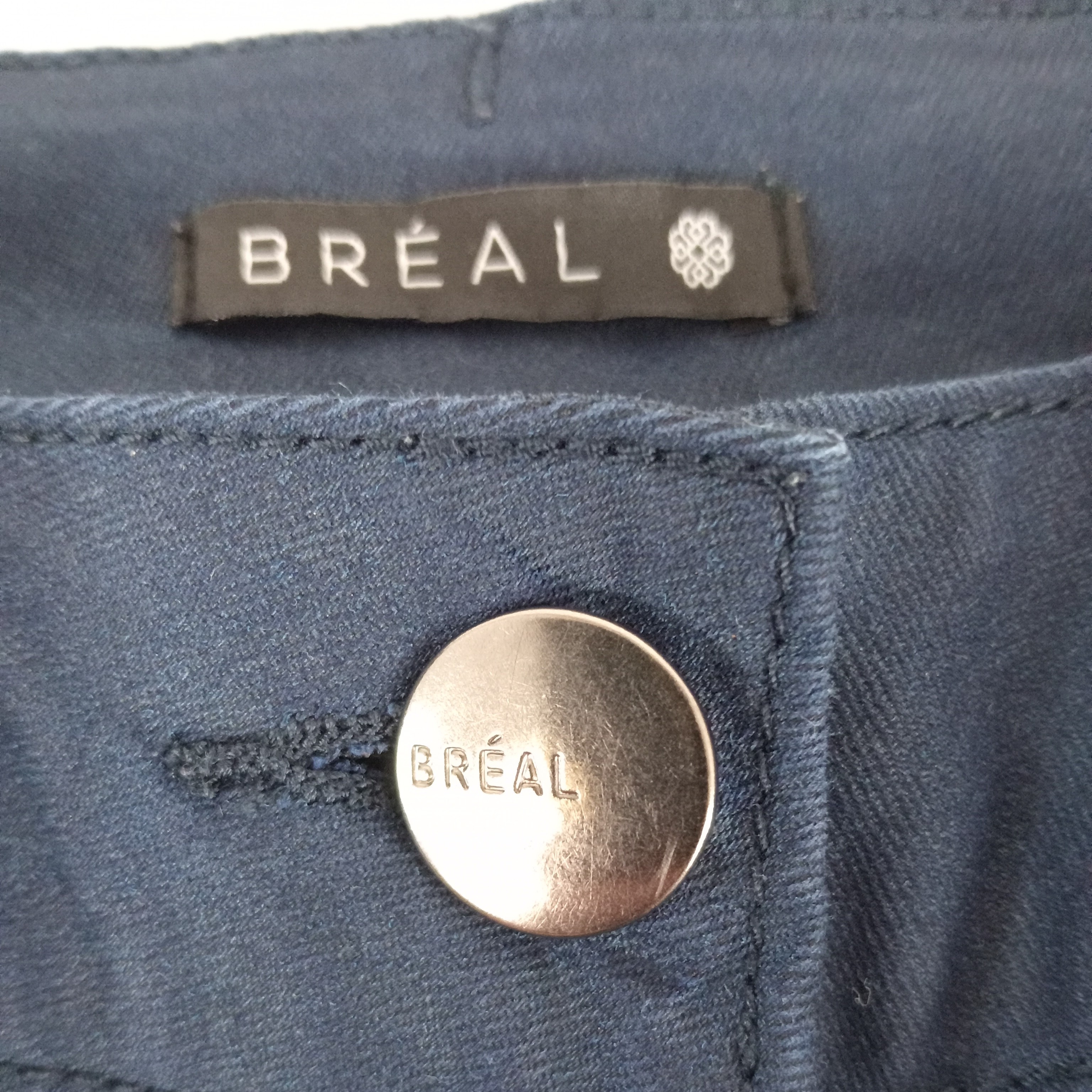 Voir photo 7 de Pantalon - femme - marque Bréal - coupe longue - couleur bleu marine - taille L (40) Pantalon - femme - marque Bréal - coupe longue - couleur bleu marine - taille L (40) Très bon état reconditionné photo 7