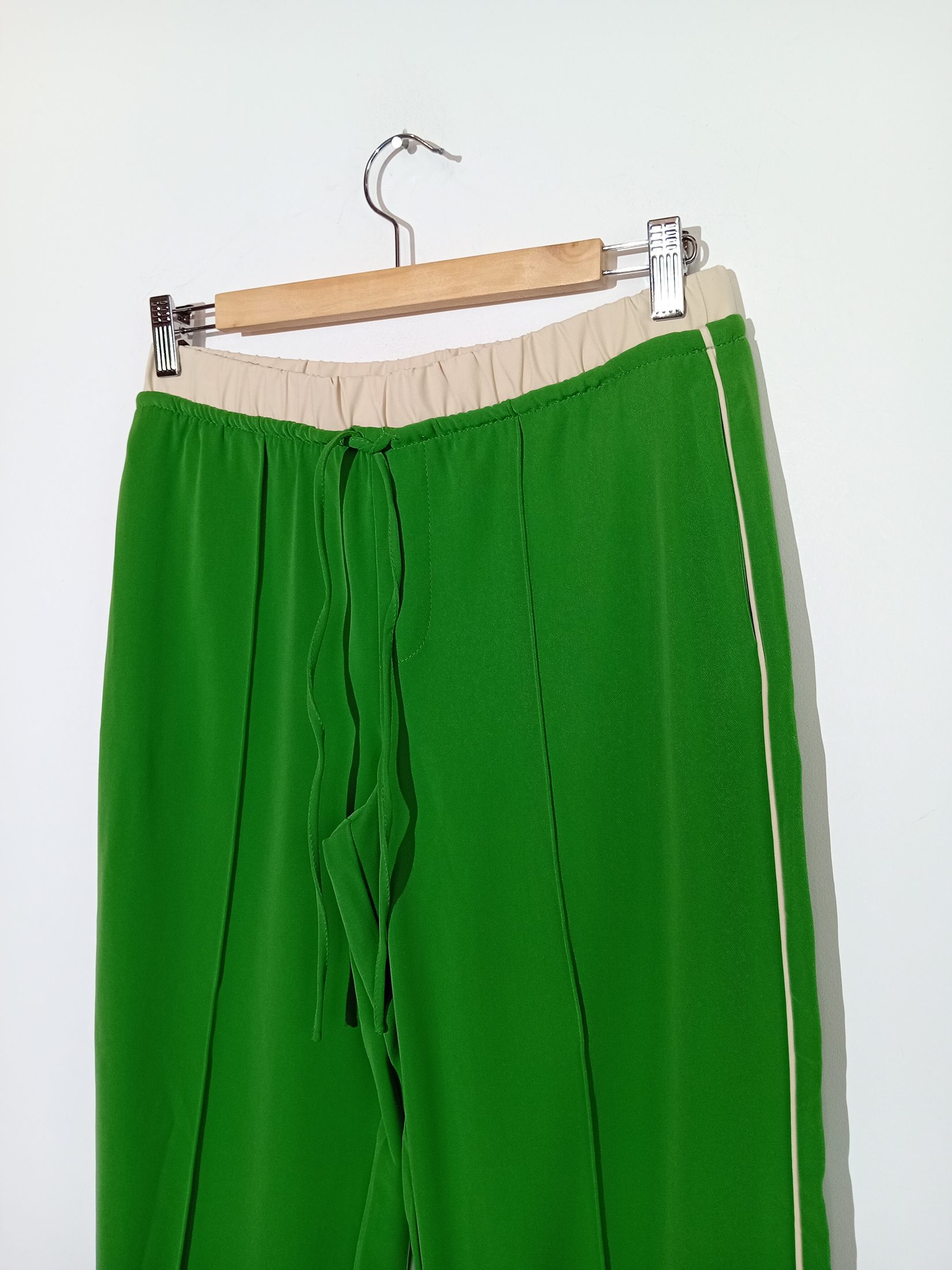 Voir photo 3 de Pantalon Fluide Vert Zara (T5943) Pantalon Fluide Vert Zara (T5943) reconditionné photo 3
