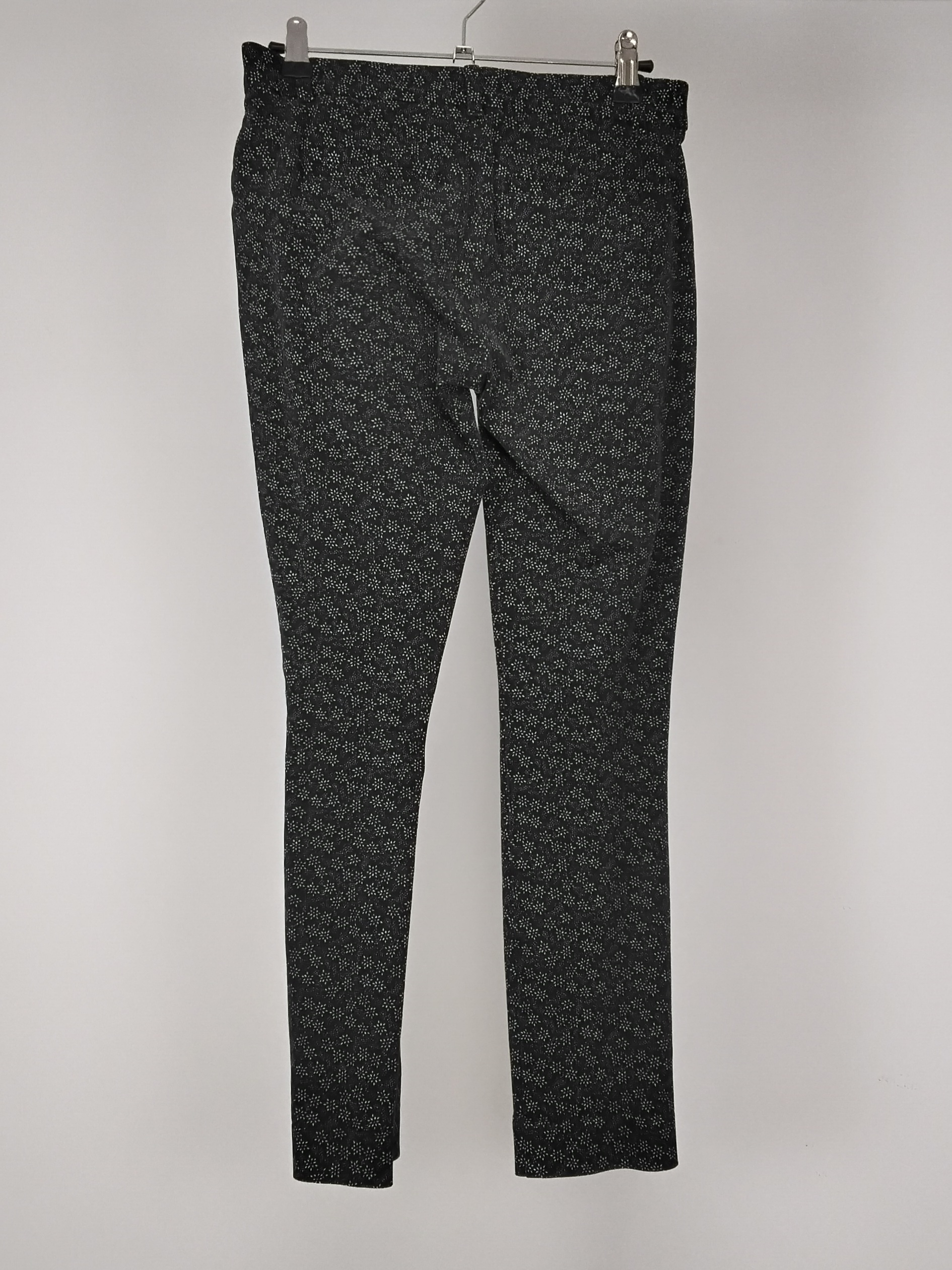 Voir photo 2 de Pantalon Gap Taille 36 Pantalon Gap Taille 36 Bon état reconditionné photo 2