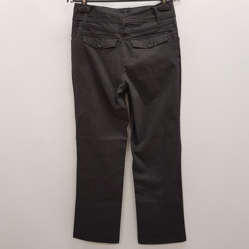 Voir photo 2 de Pantalon gris chiné - CLARA VITTI – taille 40 Pantalon gris chiné - CLARA VITTI – taille 40 Bon état reconditionné photo 2