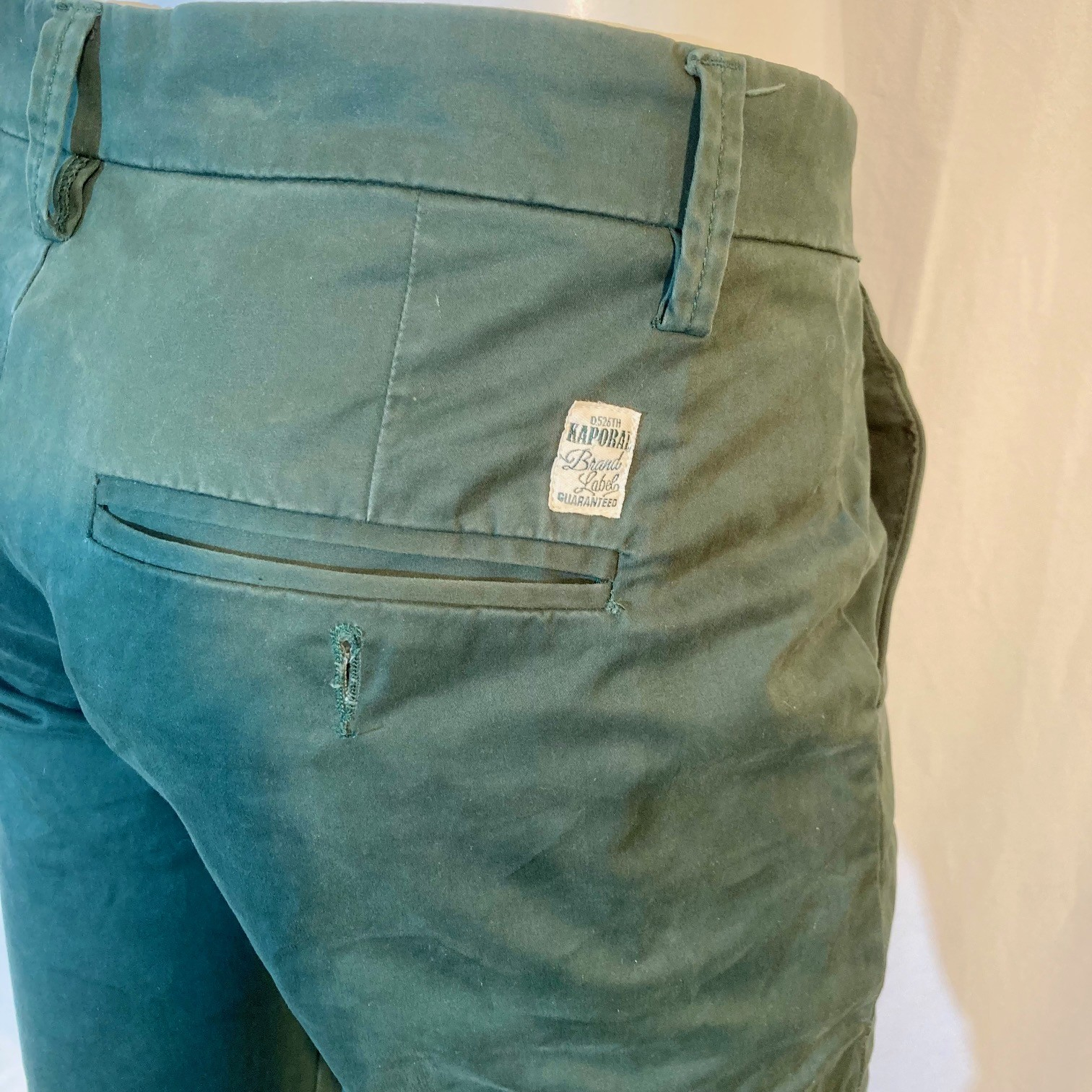 Voir photo 5 de Pantalon homme Kaporal Pantalon homme Kaporal Très bon état reconditionné photo 5