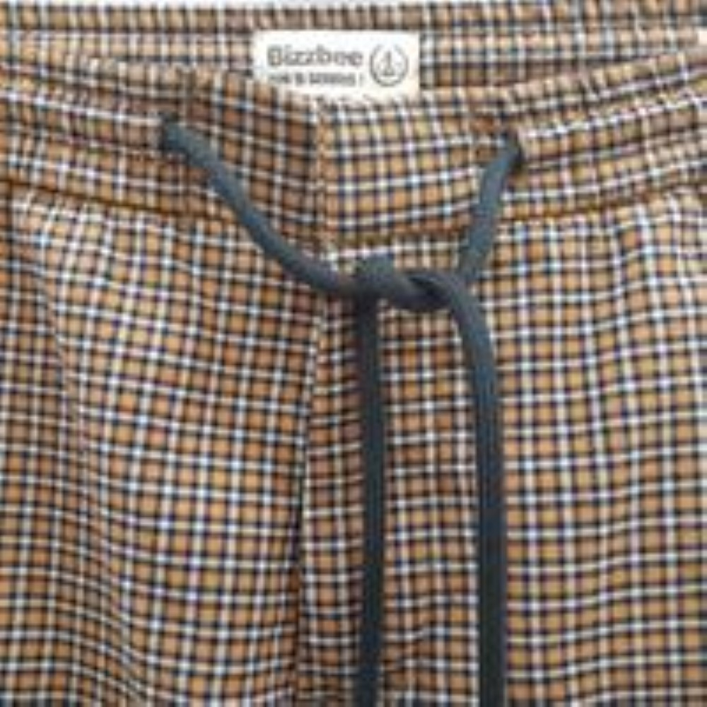Voir photo 8 de Pantalon marron à carreaux bleus et blancs - BIZZBEE - taille 34 Pantalon marron à carreaux bleus et blancs - BIZZBEE - taille 34 Très bon état reconditionné photo 8