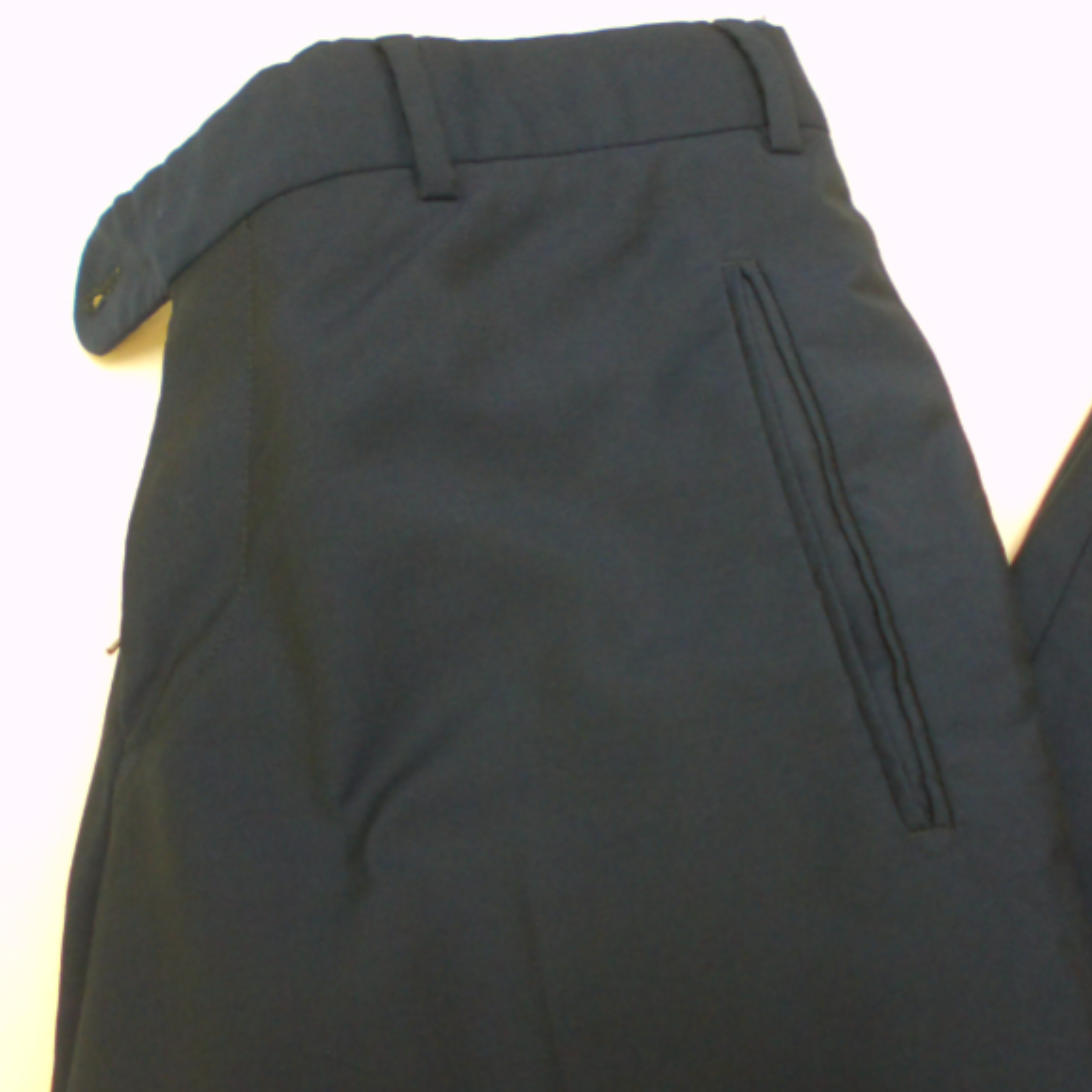 Voir photo 2 de Pantalon MORRIS, bleu marine, taille 36 Pantalon MORRIS, bleu marine, taille 36 Très bon état reconditionné photo 2