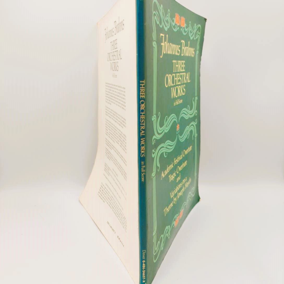 Voir photo 5 de Partition – Johannes Brahms / Joseph Haydn. 1984. Editions Dover Publications. En anglais. 100 pages. Partition – Johannes Brahms / Joseph Haydn. 1984. Editions Dover Publications. En anglais. 100 pages. Bon état reconditionné photo 5