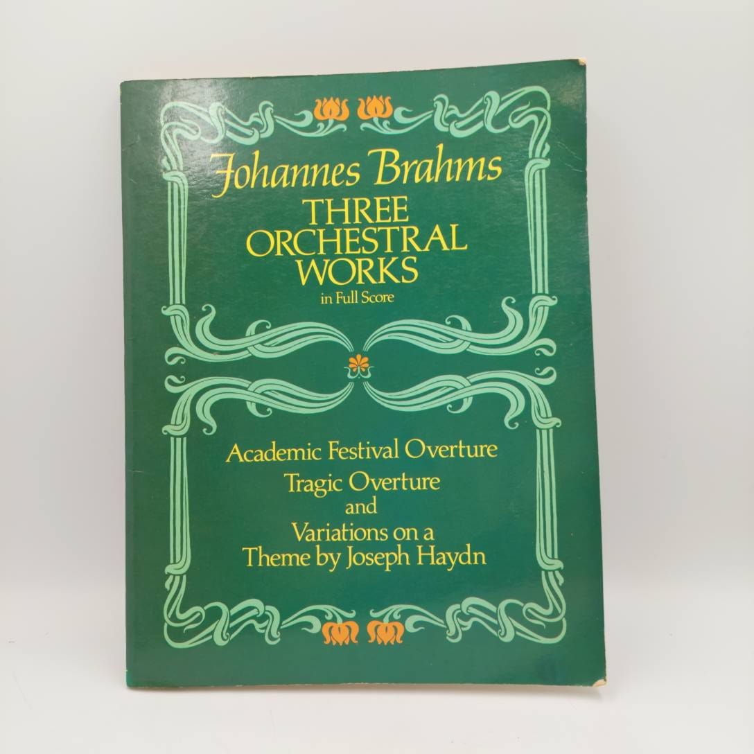 Acheter Partition – Johannes Brahms / Joseph Haydn. 1984. Editions Dover Publications. En anglais. 100 pages. Bon état - 10,00 € Partition – Johannes Brahms / Joseph Haydn. 1984. Editions Dover Publications. En anglais. 100 pages. Bon état reconditionné disponible sur Label Emmaüs