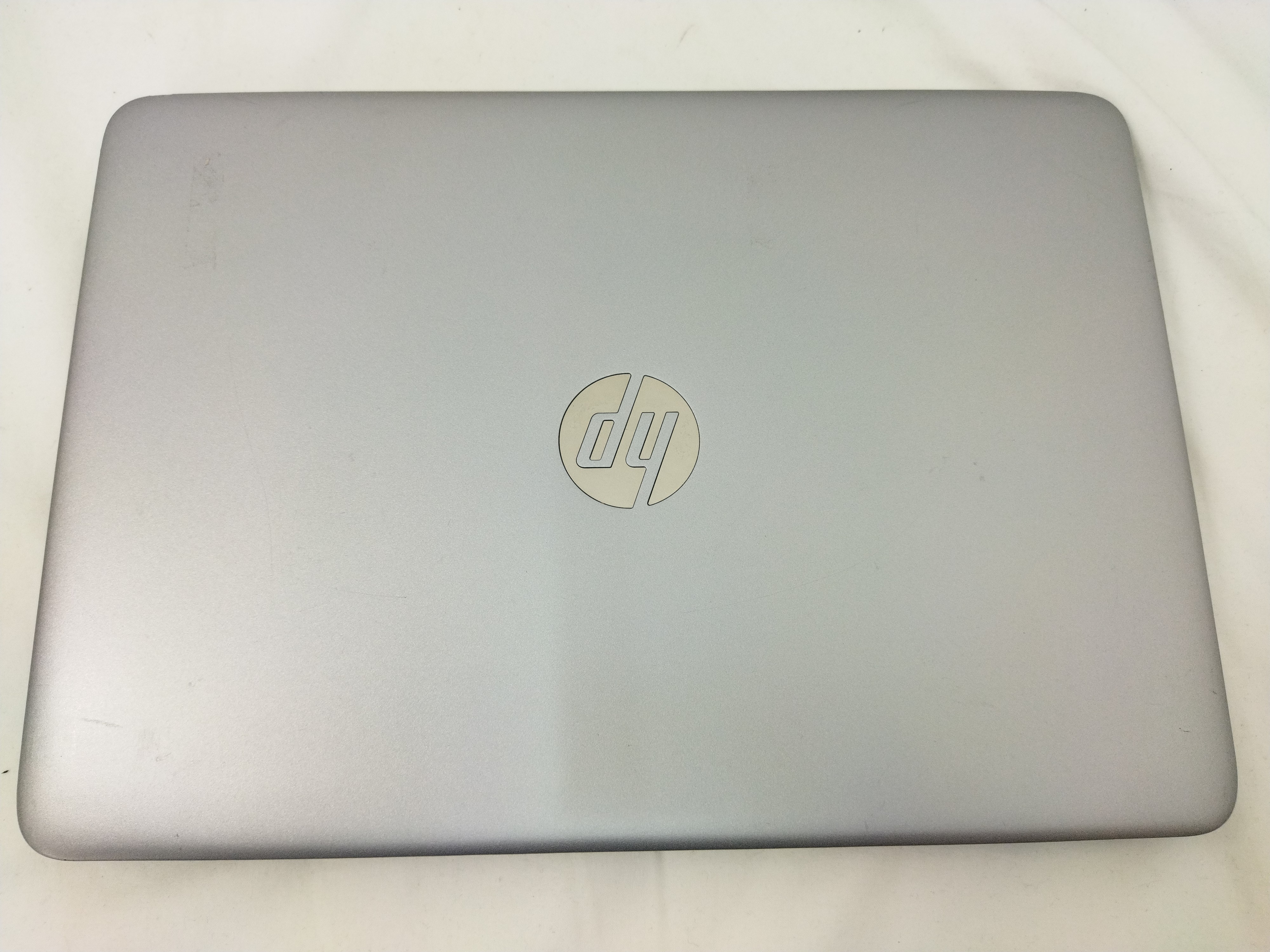 Voir photo 4 de Pc Portable reconditionné HP sous Open source Linux Mint Cinna mon en très bon état Pc Portable reconditionné HP sous Open source Linux Mint Cinna mon en très bon état Très bon état reconditionné photo 4