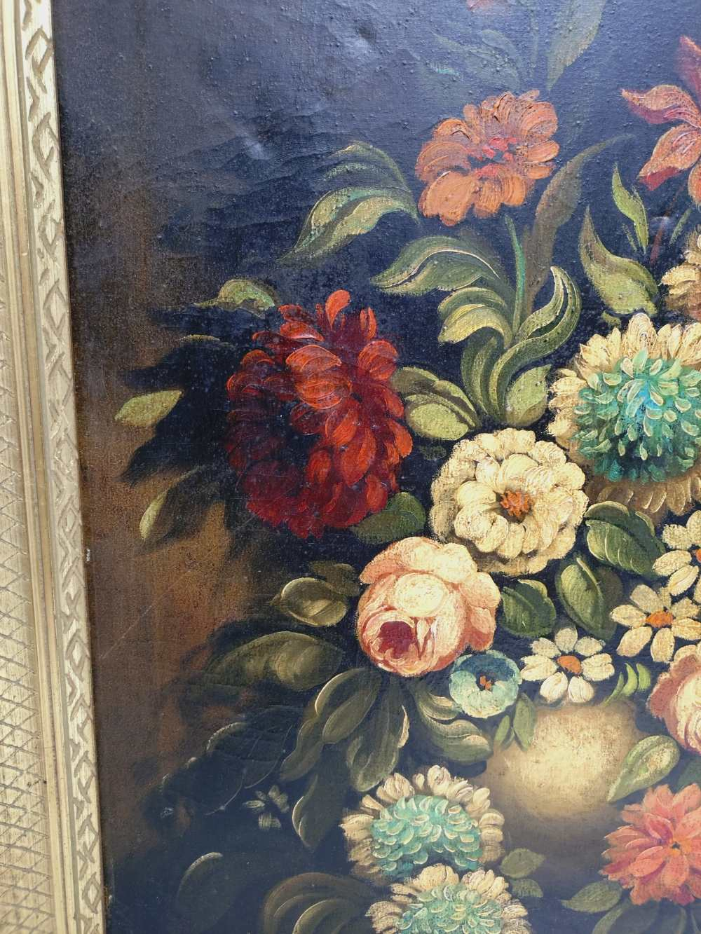 Voir photo 4 de Peinture florale, originale décorative vintage, huile sur toile, cadre en bois doré -Bouquet de fleurs signé, W. Pierry. Mi-XXᵉ Peinture florale, originale décorative vintage, huile sur toile, cadre en bois doré -Bouquet de fleurs signé, W. Pierry. Mi-XXᵉ Bon état reconditionné photo 4