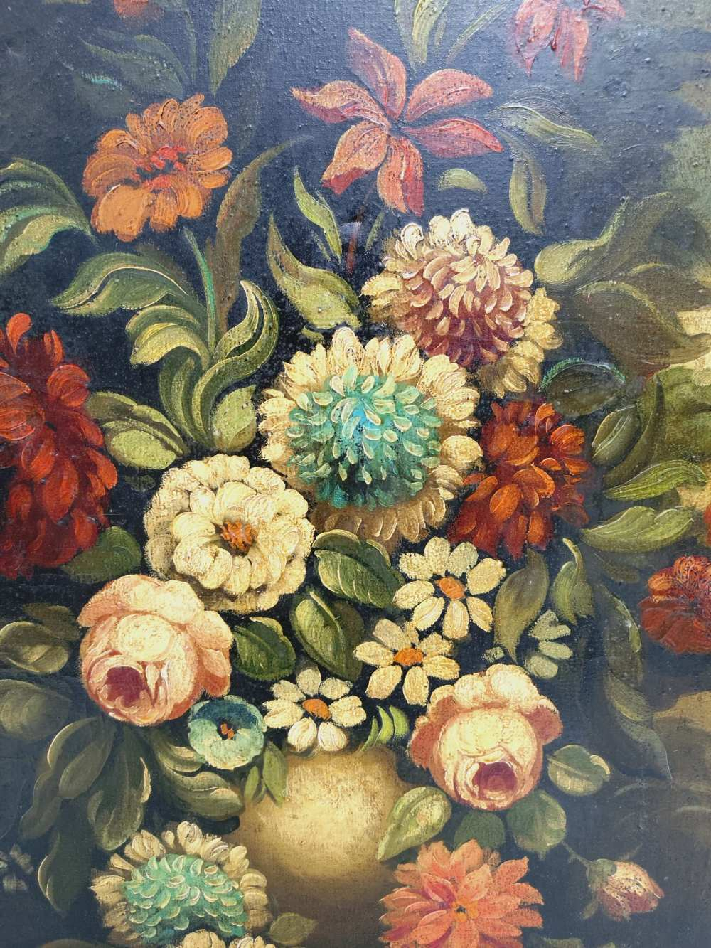 Voir photo 5 de Peinture florale, originale décorative vintage, huile sur toile, cadre en bois doré -Bouquet de fleurs signé, W. Pierry. Mi-XXᵉ Peinture florale, originale décorative vintage, huile sur toile, cadre en bois doré -Bouquet de fleurs signé, W. Pierry. Mi-XXᵉ Bon état reconditionné photo 5
