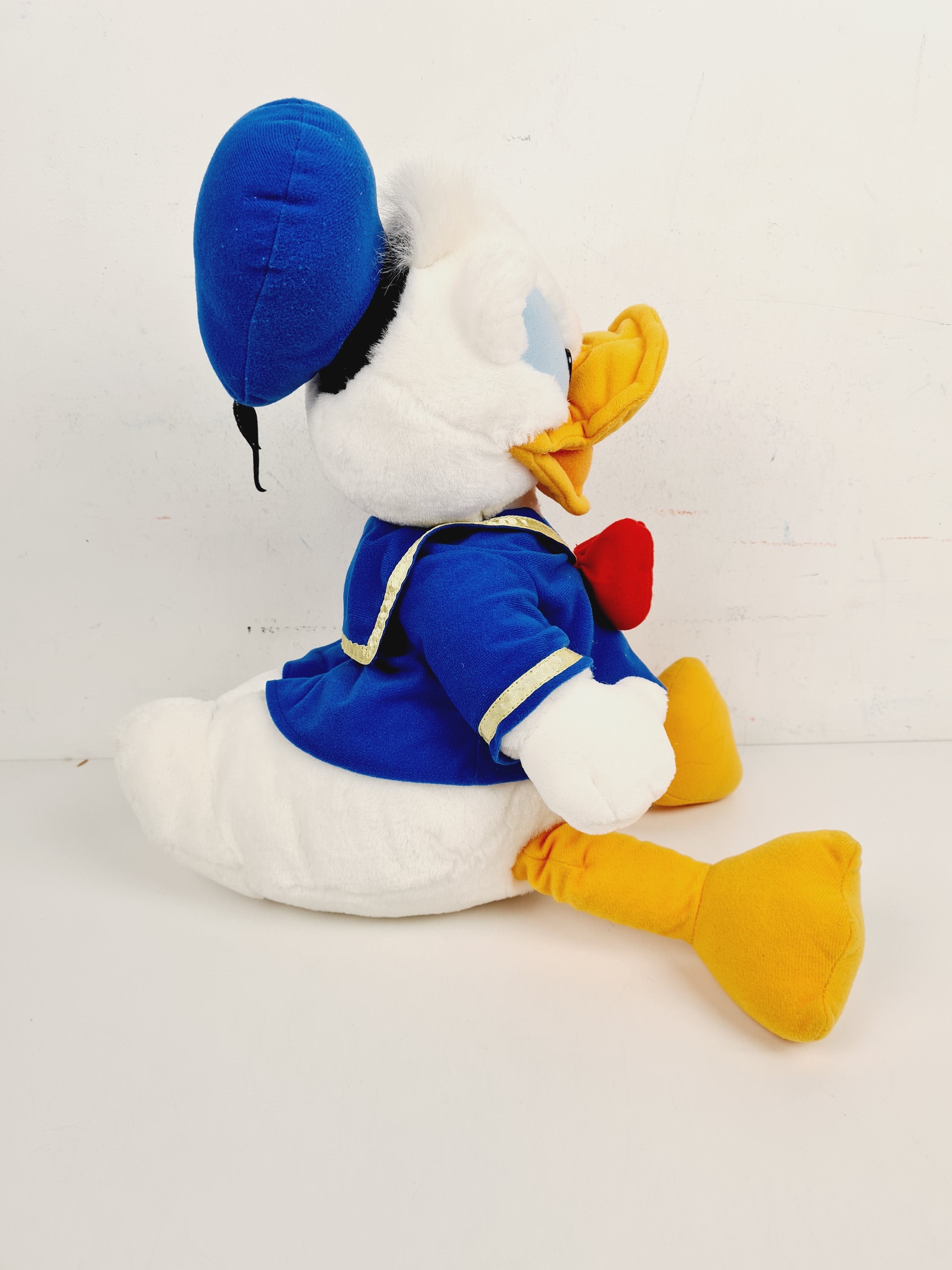 Voir photo 2 de Peluche Donald Disney - 55 cm Peluche Donald Disney - 55 cm Bon état reconditionné photo 2