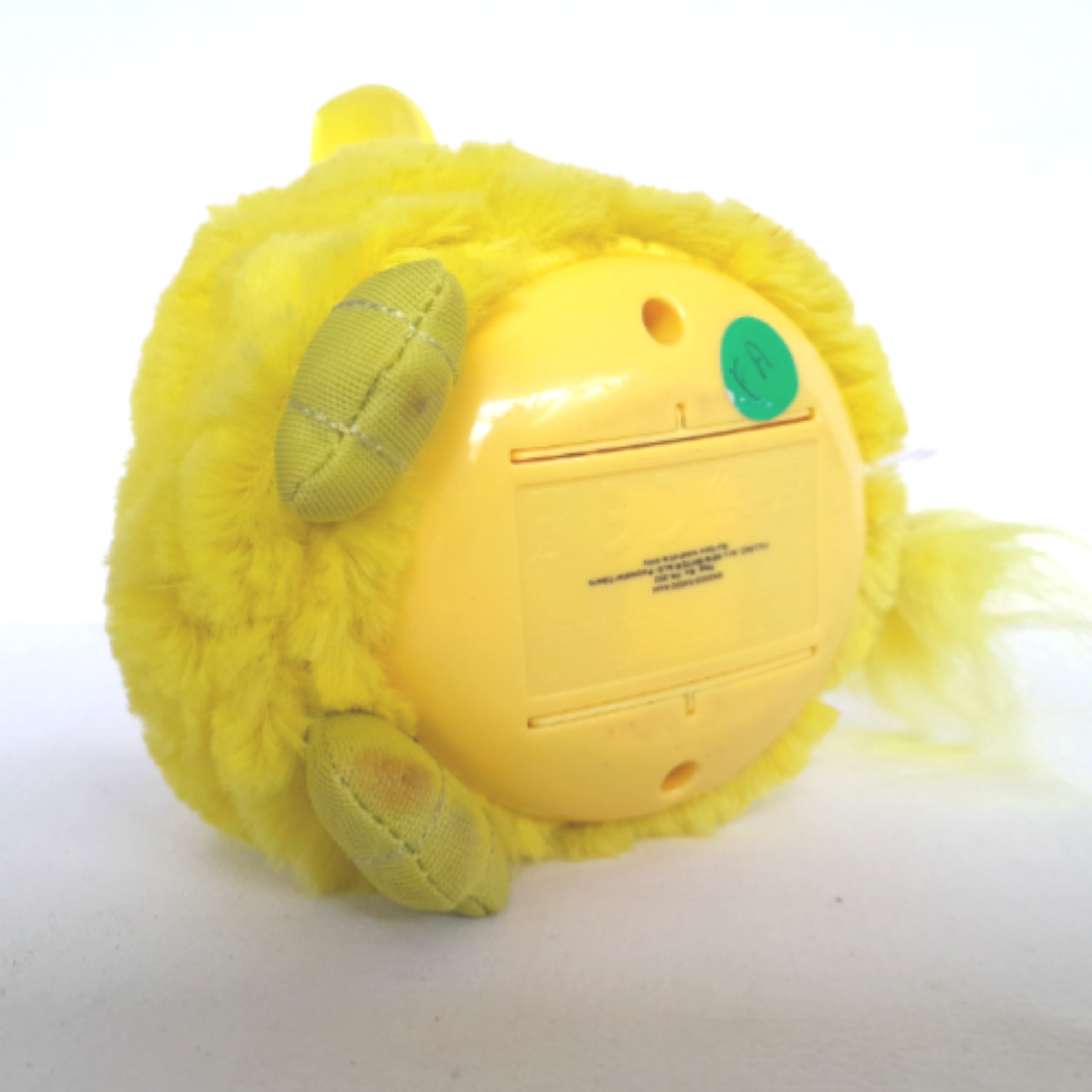 Voir photo 5 de PELUCHE Intercative jaune FURBY Hasbro 2012 PELUCHE Intercative jaune FURBY Hasbro 2012 Bon état reconditionné photo 5