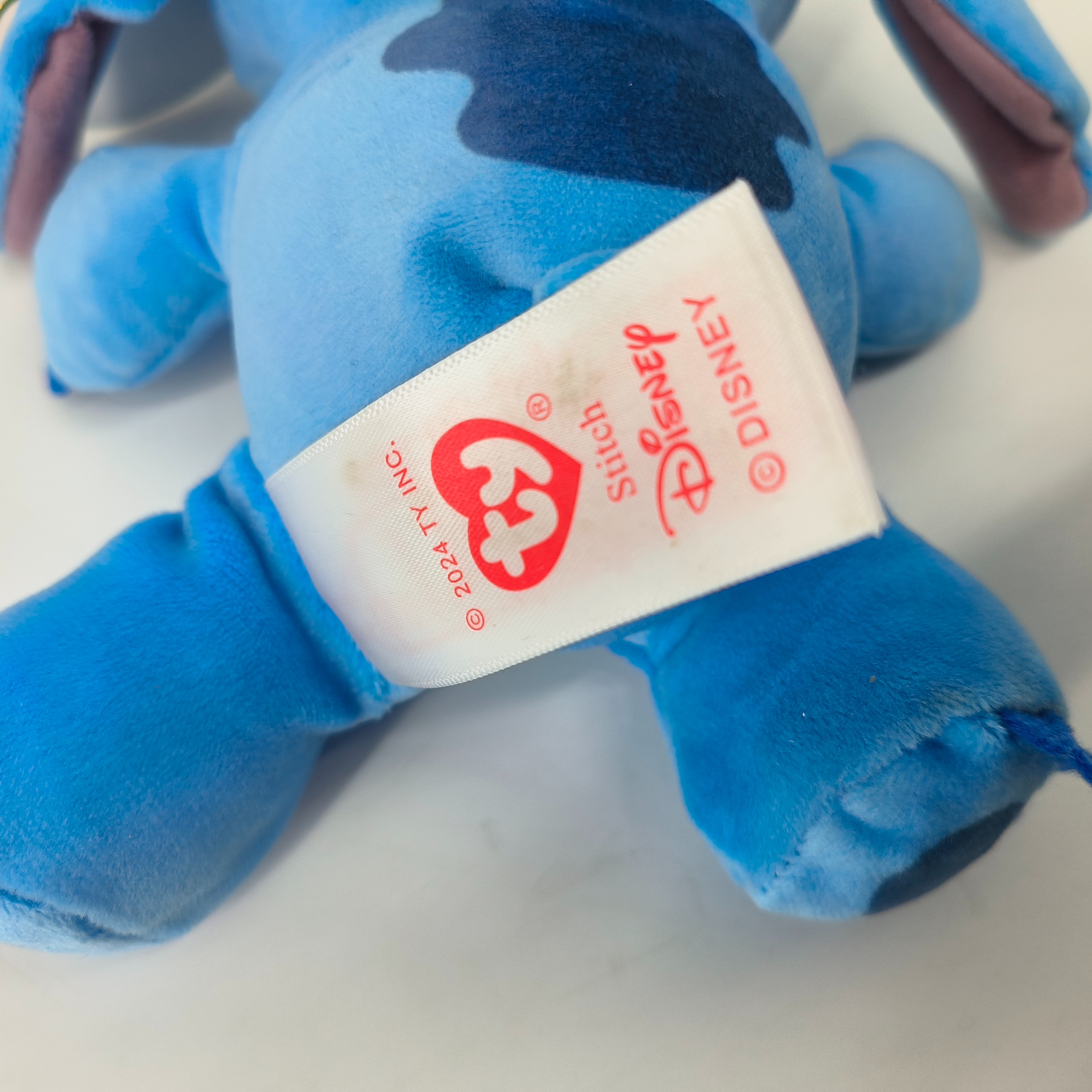 Voir photo 4 de Peluche musicale-Stitch-TY- à partir de 3 ans Peluche musicale-Stitch-TY- à partir de 3 ans Très bon état reconditionné photo 4