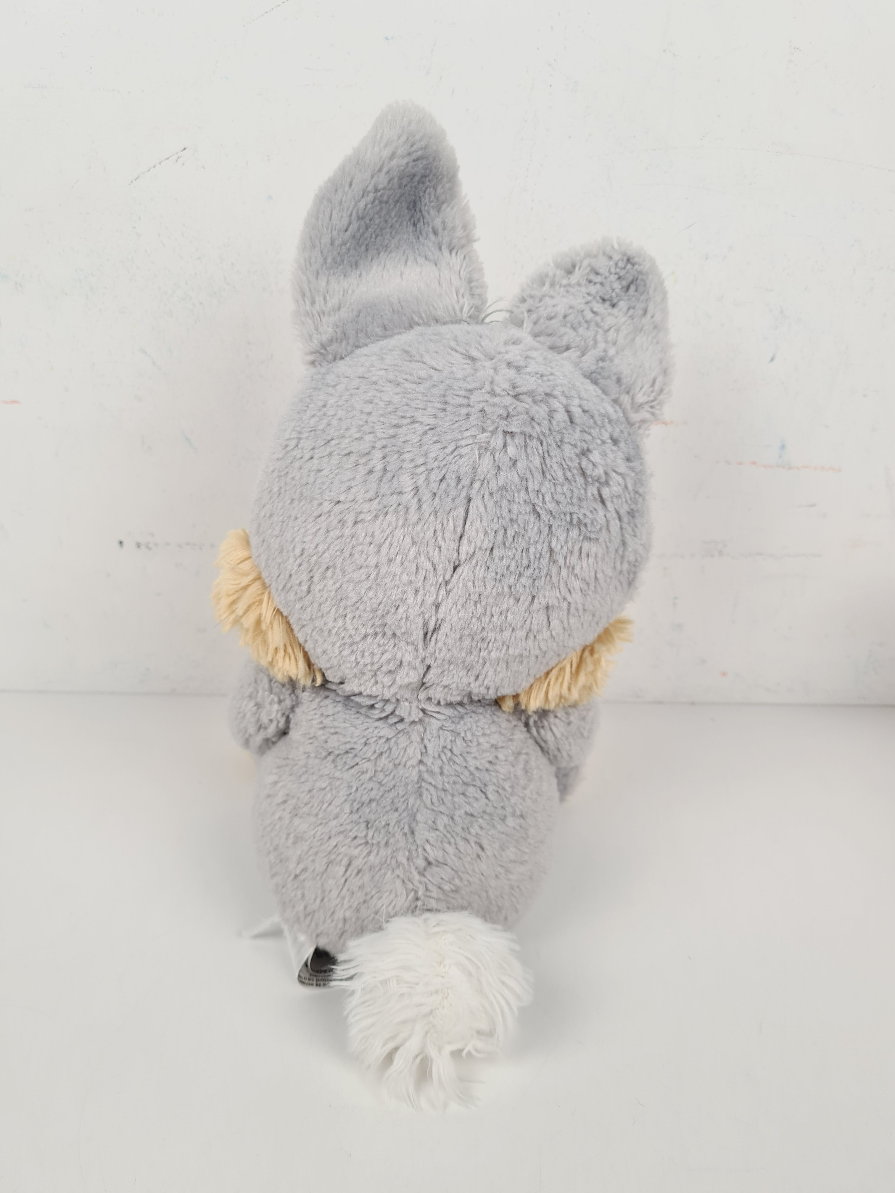 Voir photo 3 de Peluche Pâque - Lapin pan pan gros pieds yeux brodés - Disney - 35 cm Peluche Pâque - Lapin pan pan gros pieds yeux brodés - Disney - 35 cm Bon état reconditionné photo 3