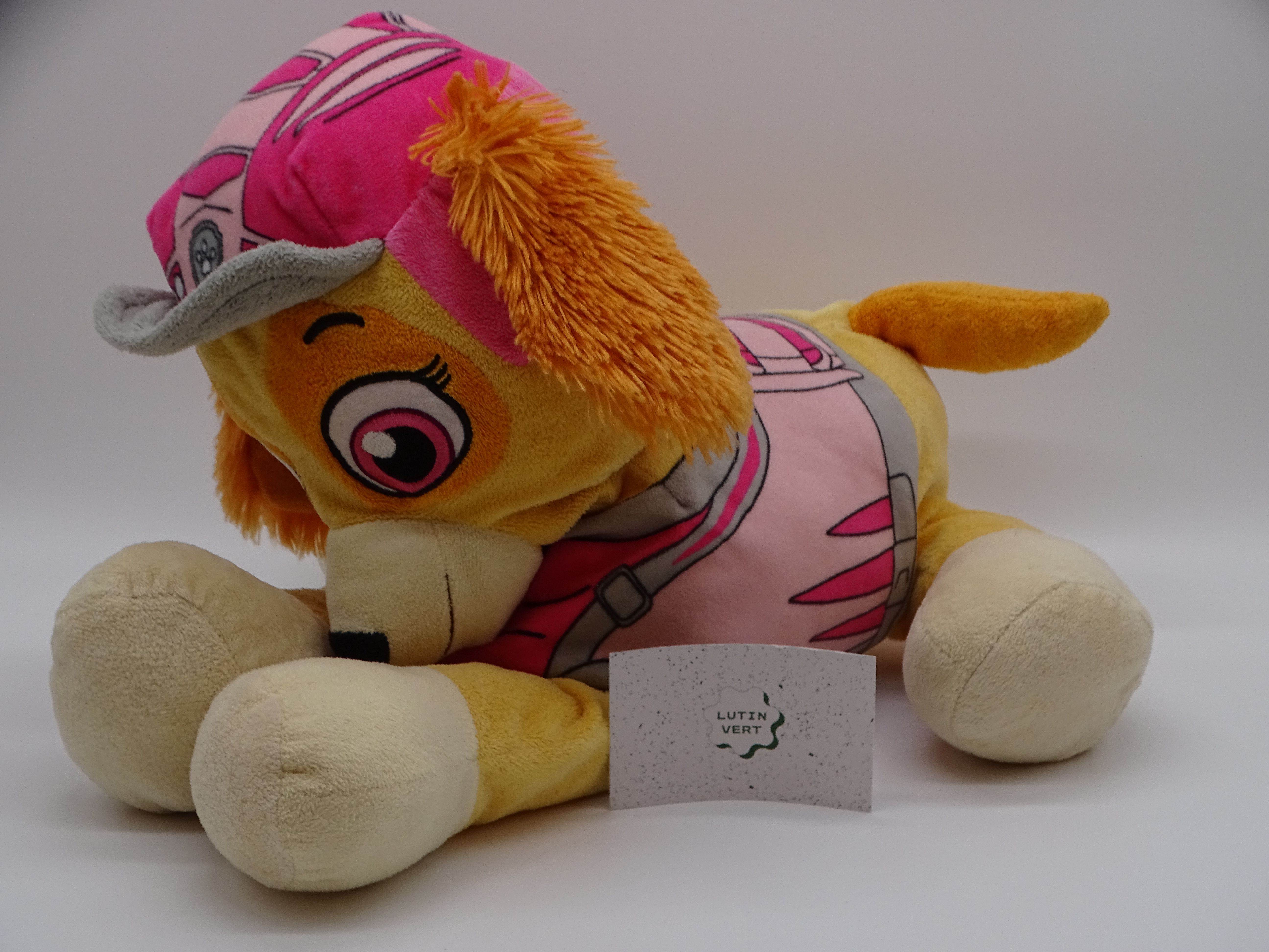 Voir photo 3 de Peluche « Stella » de Paw Patrol d'occasion NICKELODEON - Dès 3 ans | Ref 13426 Peluche « Stella » de Paw Patrol d'occasion NICKELODEON - Dès 3 ans | Ref 13426 Très bon état reconditionné photo 3