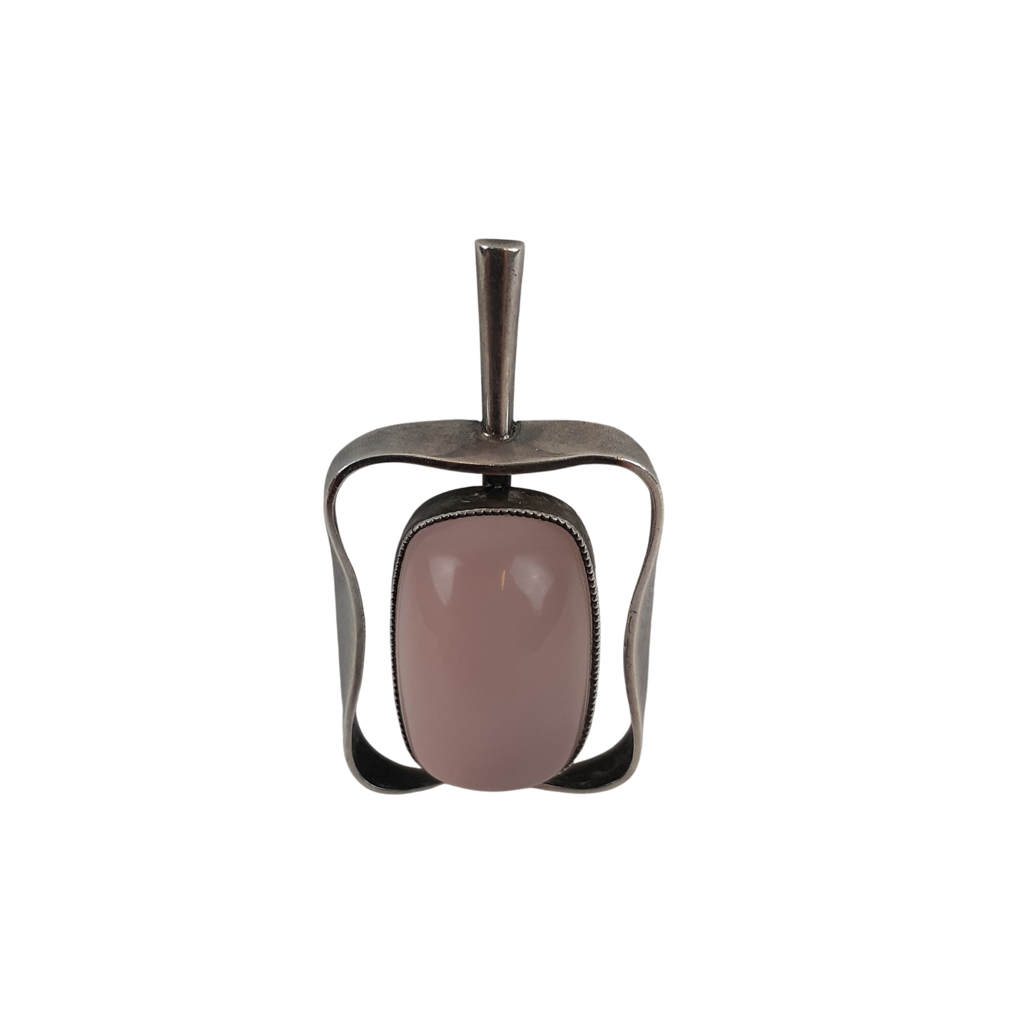 Pendentif en argent 925 Parfait état - 30,00 € Pendentif en argent 925 Parfait état reconditionné disponible sur Label Emmaüs