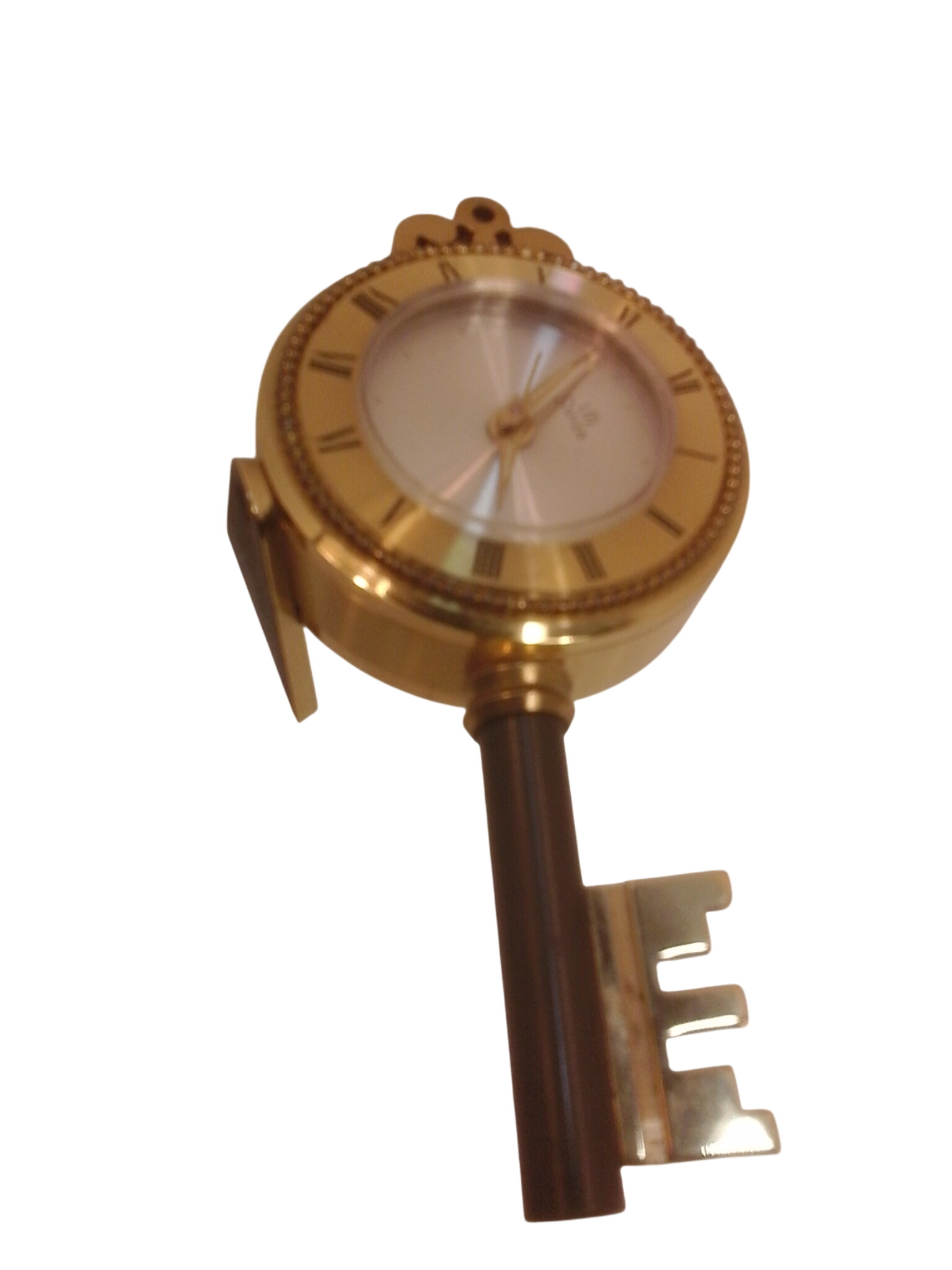 Pendulette réveil UTI SUIZA des années 1960 Très bon état - 25,00 € Pendulette réveil UTI SUIZA des années 1960 Très bon état reconditionné disponible sur Label Emmaüs