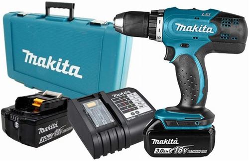 Perceuse visseuse 18V - MAKITA - avec 2 batteries 18V 3.0Ah - chargeur - coffret - DDF453SFE État correct Makita reconditionné disponible sur Fnac