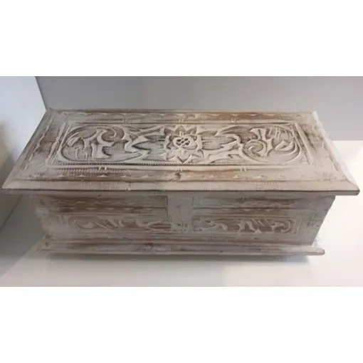 Petit Coffre Coffret Boite De Rangement En Bois Sculpté Blanchi Design Rustique Bon état - 59,50 € Petit Coffre Coffret Boite De Rangement En Bois Sculpté Blanchi Design Rustique Bon état reconditionné disponible sur Rakuten