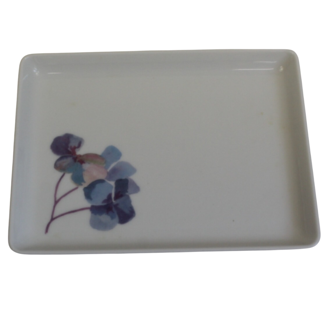 Acheter Petit plateau à apéritif Guy Degrenne Très bon état - 10,00 € Petit plateau à apéritif Guy Degrenne Très bon état reconditionné disponible sur Label Emmaüs