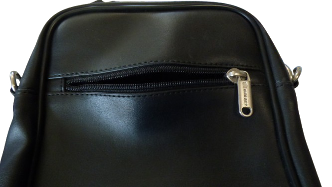 Voir photo 11 de Petit sac à bandouillère en cuir noir - Delsey Petit sac à bandouillère en cuir noir - Delsey Très bon état reconditionné photo 11