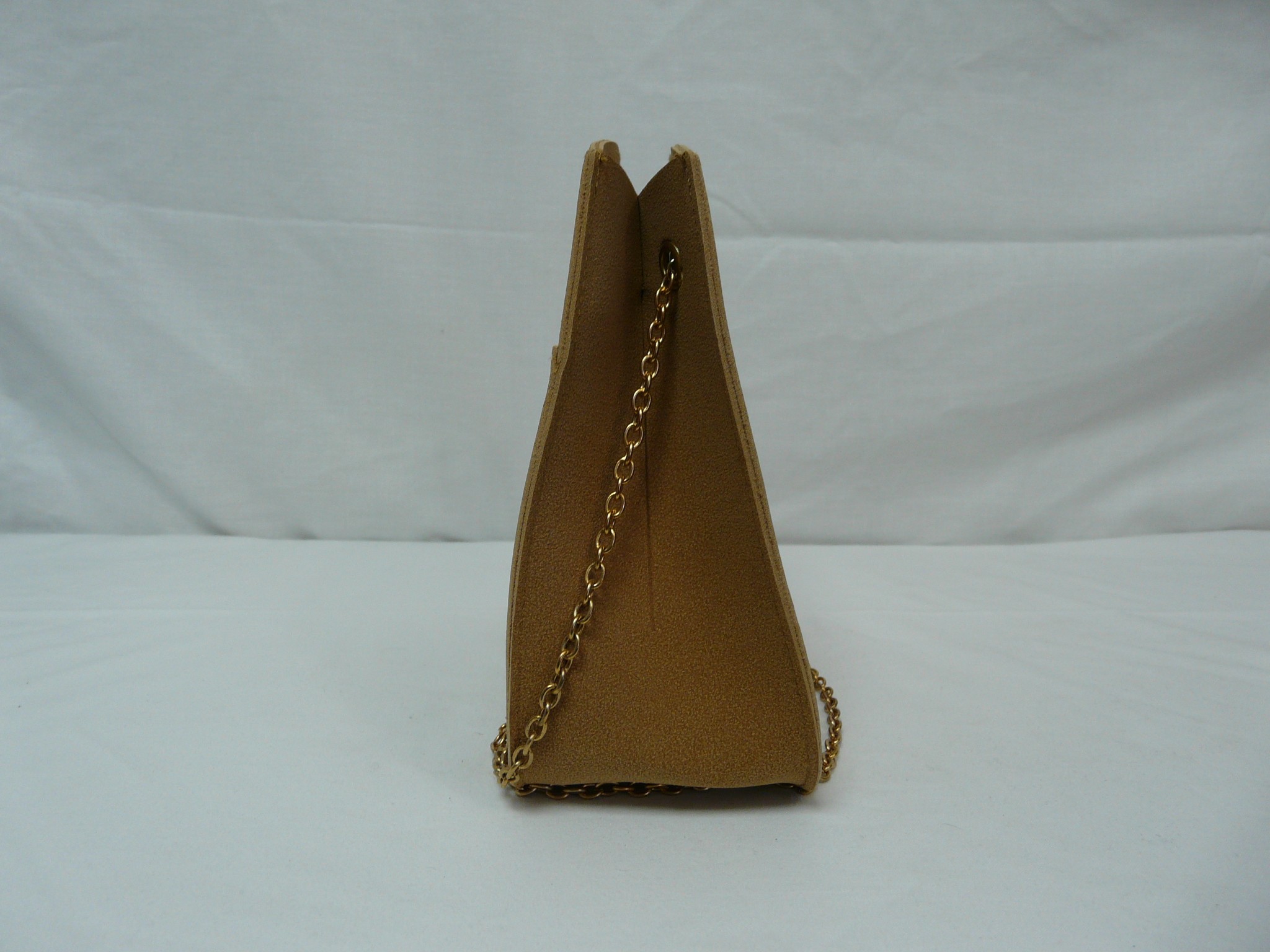Voir photo 4 de Petit sac chainette effet cuir - My Little Box X Nat & Nin Petit sac chainette effet cuir - My Little Box X Nat & Nin Parfait état reconditionné photo 4