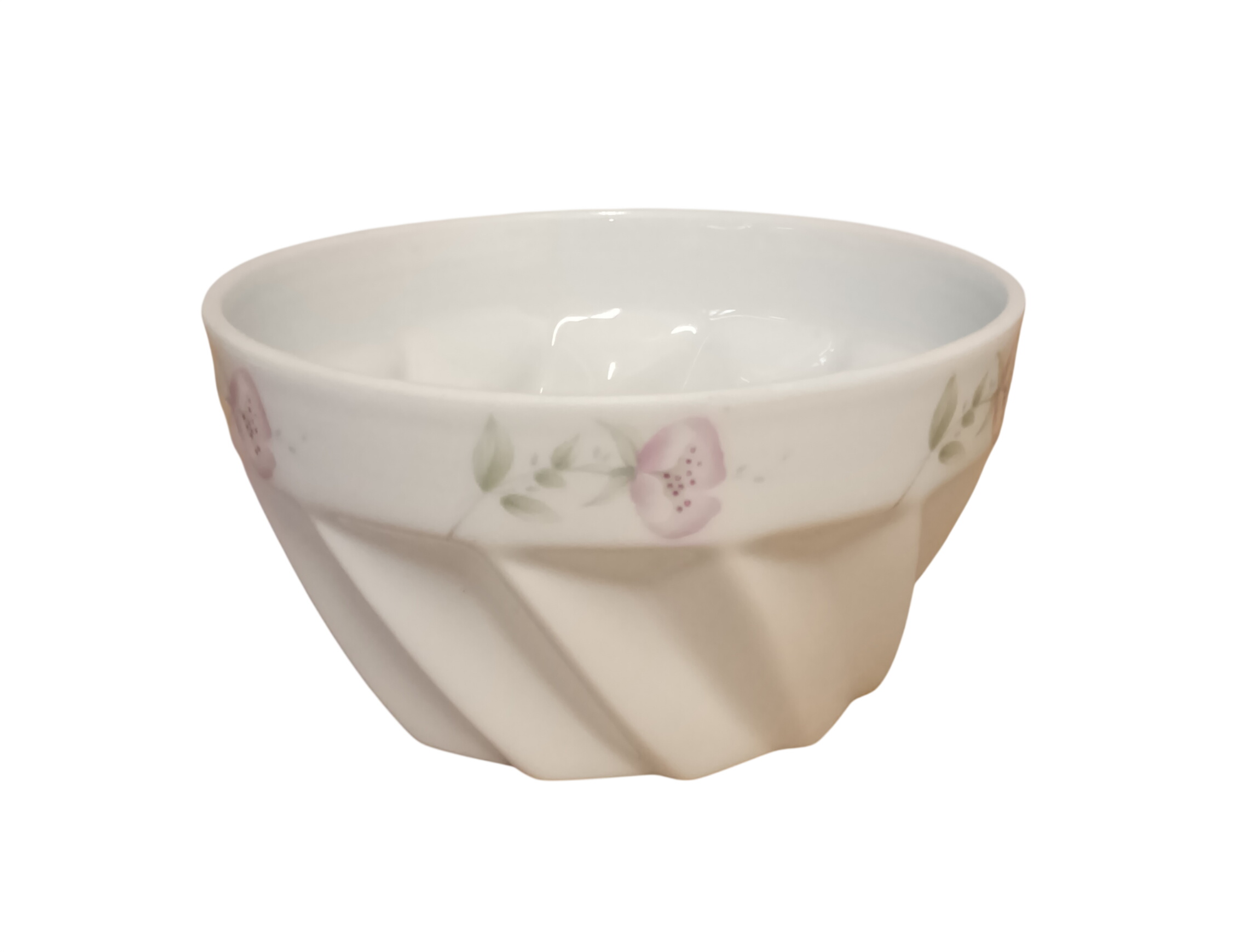 Petit saladier en porcelaine du Lys Royal Très bon état - 14,00 € Petit saladier en porcelaine du Lys Royal Très bon état reconditionné disponible sur Label Emmaüs