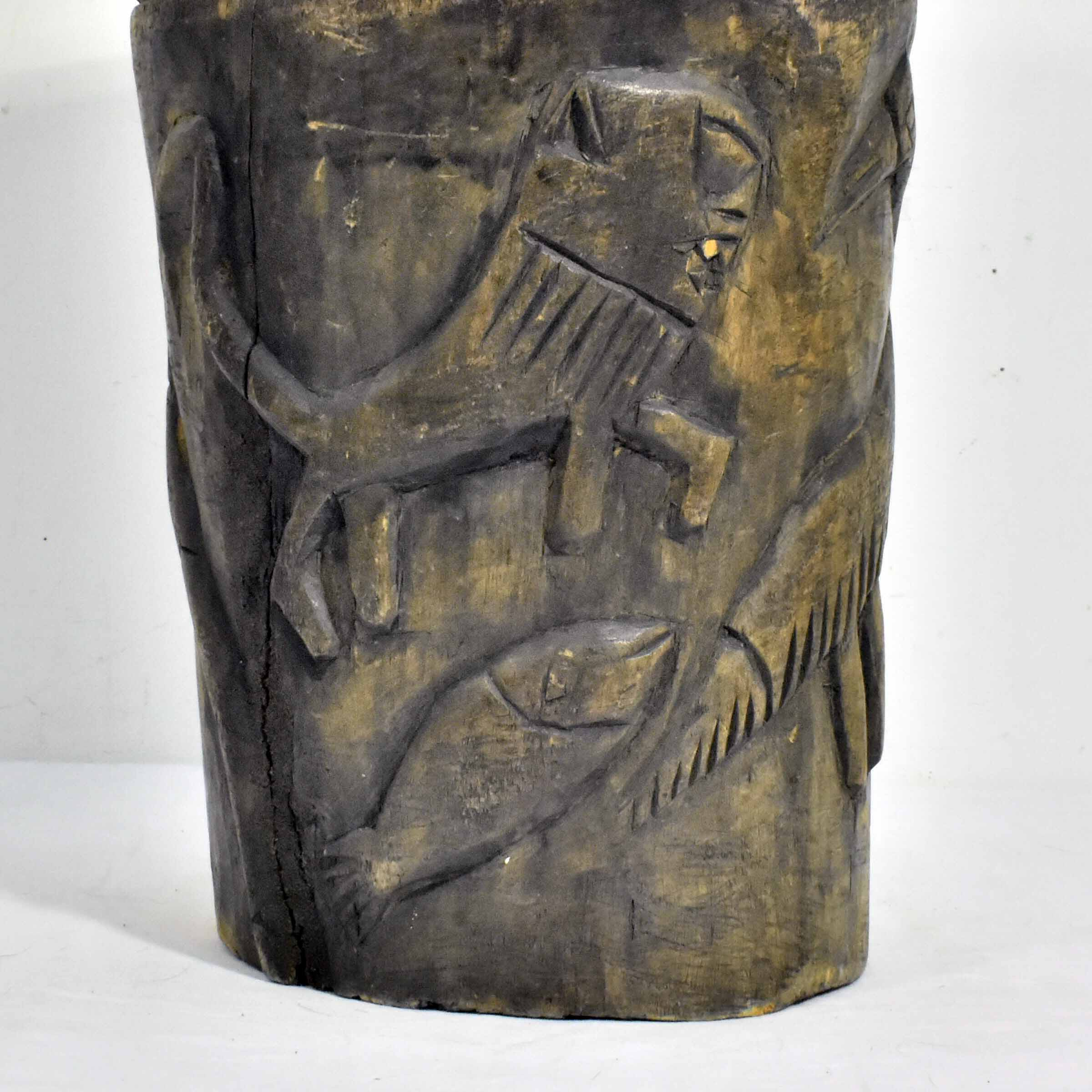 Voir photo 13 de Petit Tambour Africain - Bois Sculpté & Peau Rasée Petit Tambour Africain - Bois Sculpté & Peau Rasée Bon état reconditionné photo 13