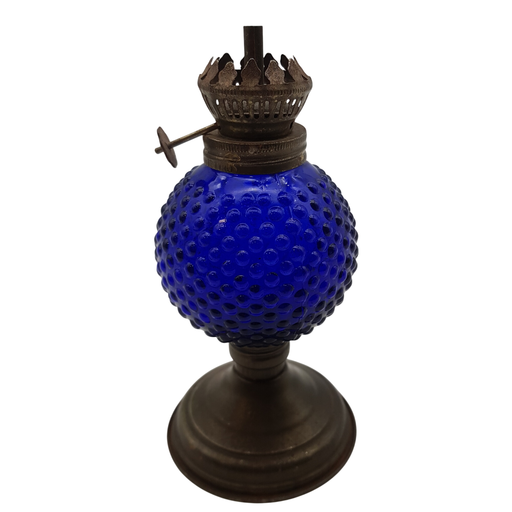 Acheter Petite lampe à pétrole Bon état - 10,00 € Petite lampe à pétrole Bon état reconditionné disponible sur Label Emmaüs