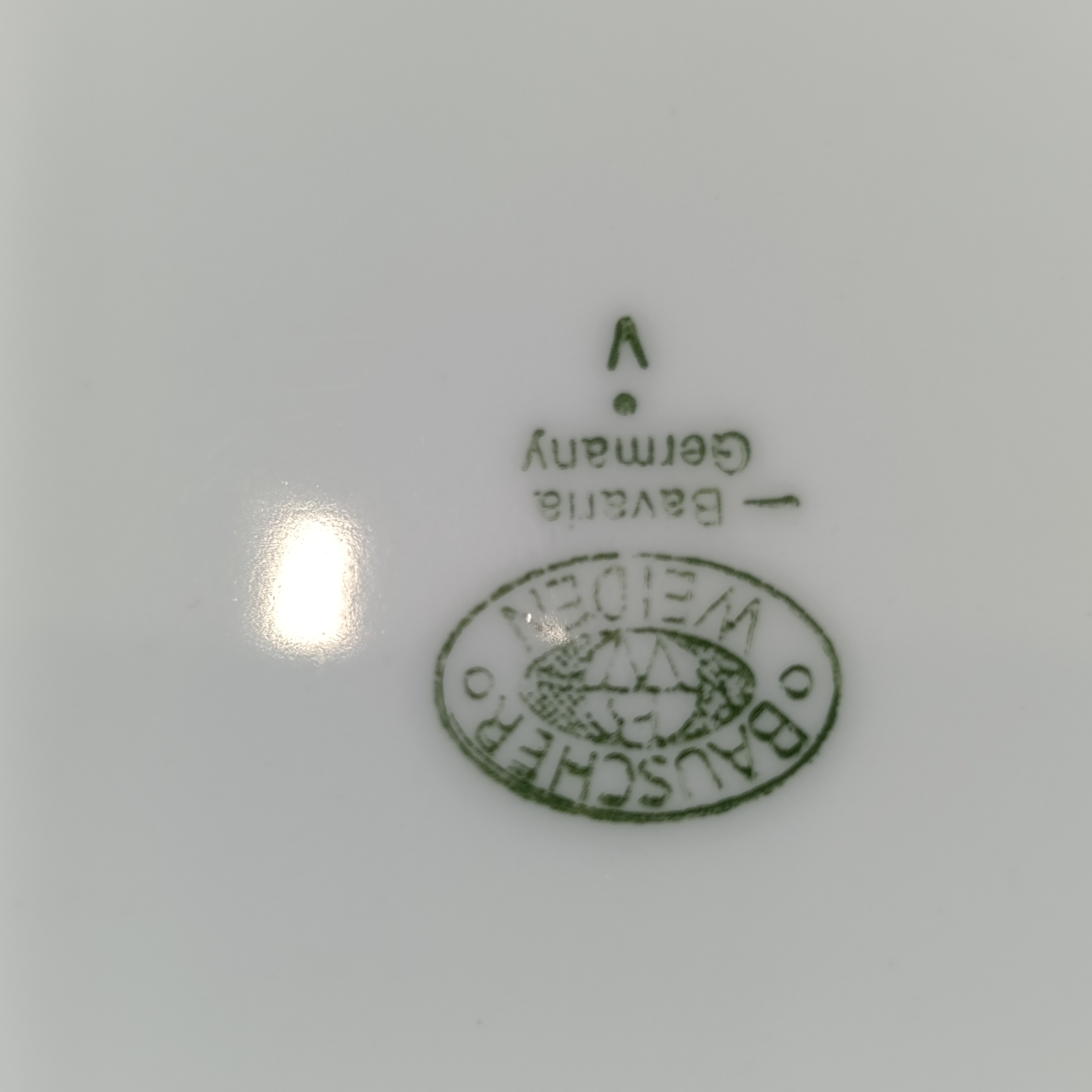 Voir photo 4 de Petites assiettes en porcelaine de Bavière Petites assiettes en porcelaine de Bavière Très bon état reconditionné photo 4