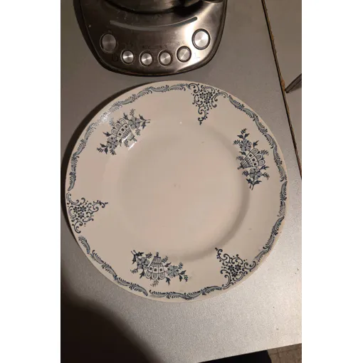 Petites Assiettes Plates St Amand 4010 occasion reconditionné disponible sur Rakuten