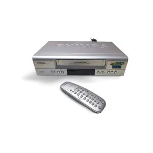 Philips VR540 Magnétoscope + Enregistreur VHS - VHS - 6 têtes - Stéréo État correct - 279,00 € Philips VR540 Magnétoscope + Enregistreur VHS - VHS - 6 têtes - Stéréo État correct Philips reconditionné disponible sur Backmarket