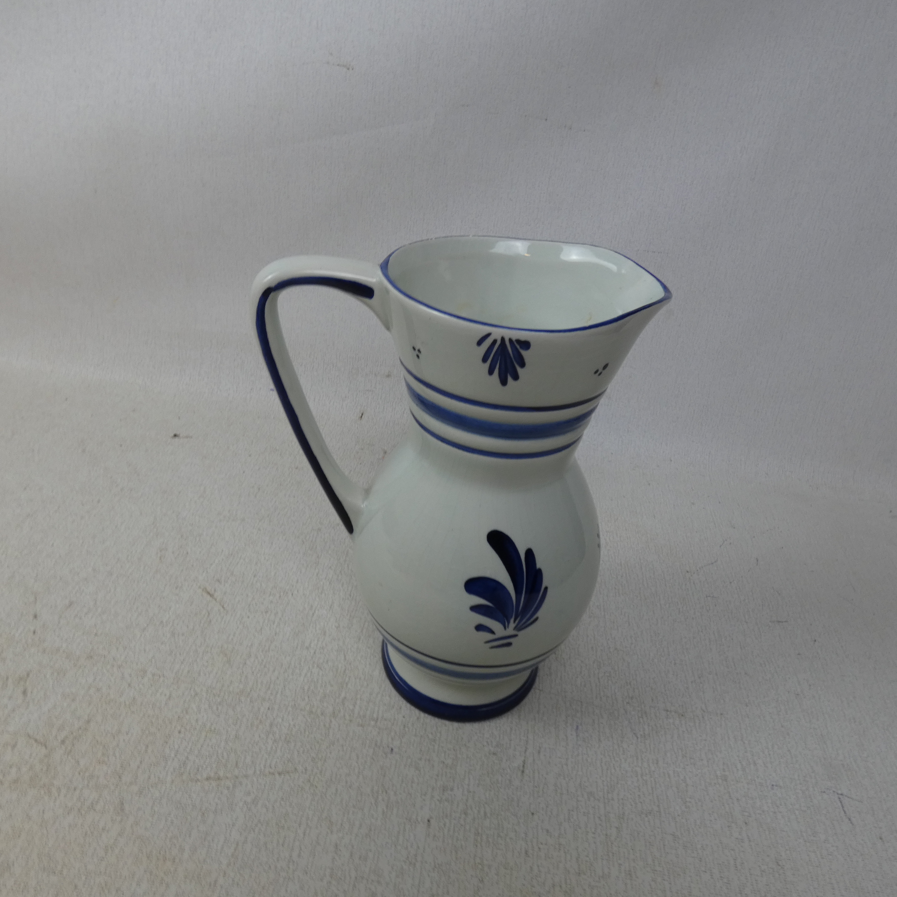 Acheter Pichet en Céramique Delft- Fait Main - Hollande État correct - 20,00 € Pichet en Céramique Delft- Fait Main - Hollande État correct reconditionné disponible sur Label Emmaüs