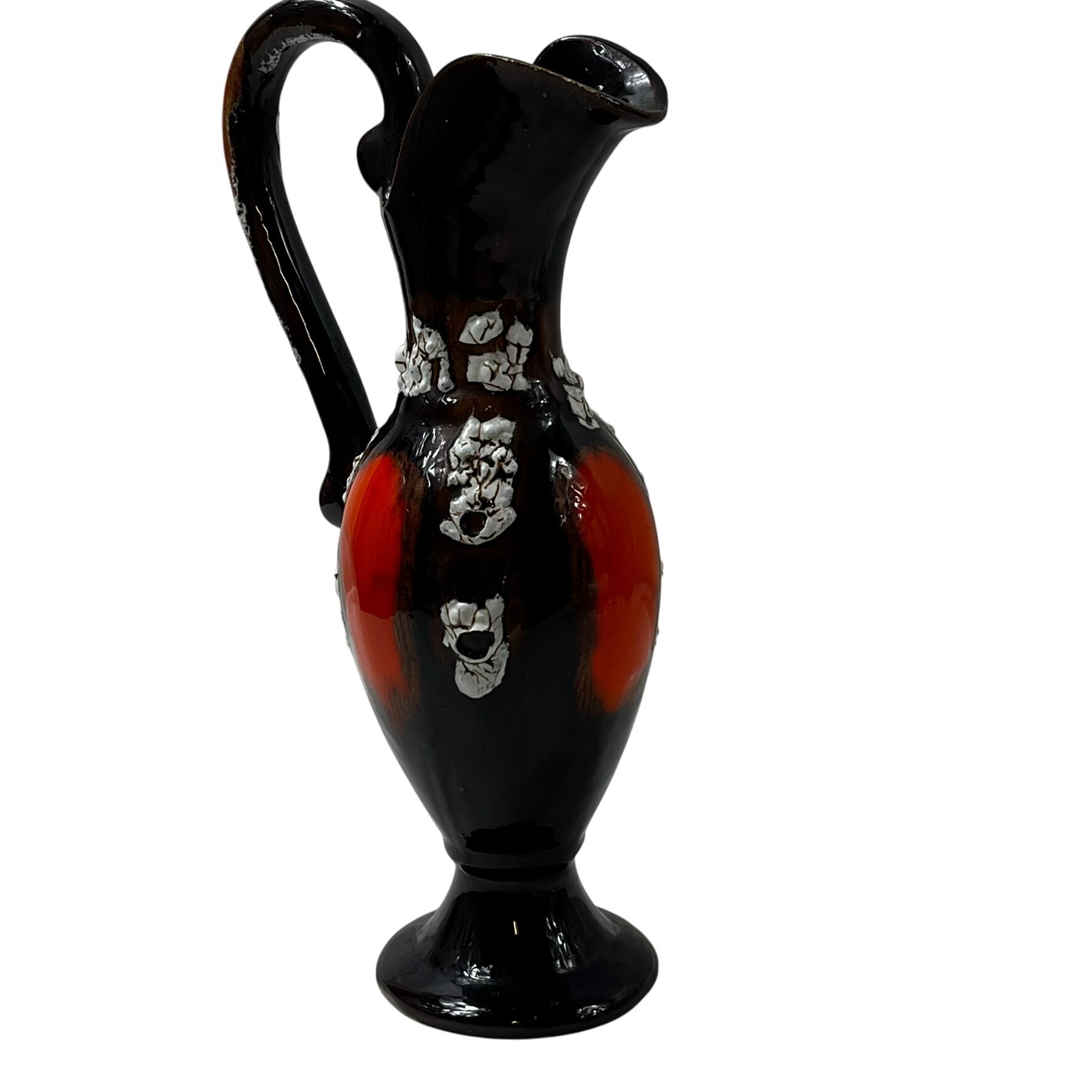 Acheter Pichet en céramique des années 70 . Style Fat lava/orange pop Très bon état - 21,00 € Pichet en céramique des années 70 . Style Fat lava/orange pop Très bon état reconditionné disponible sur Label Emmaüs