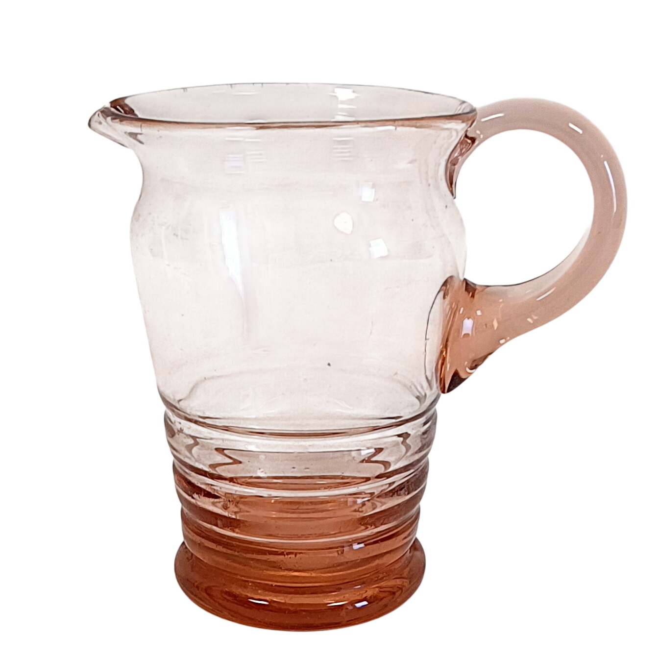 Acheter Pichet en verre rose H 19 cm Bon état - 15,00 € Pichet en verre rose H 19 cm Bon état reconditionné disponible sur Label Emmaüs
