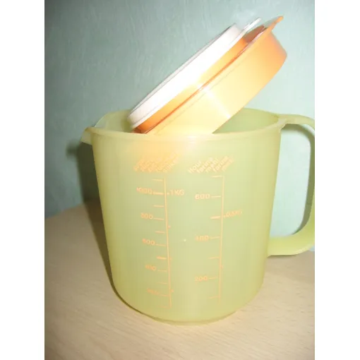 Pichet Gradué 1.2 L Tupperware occasion reconditionné disponible sur Rakuten