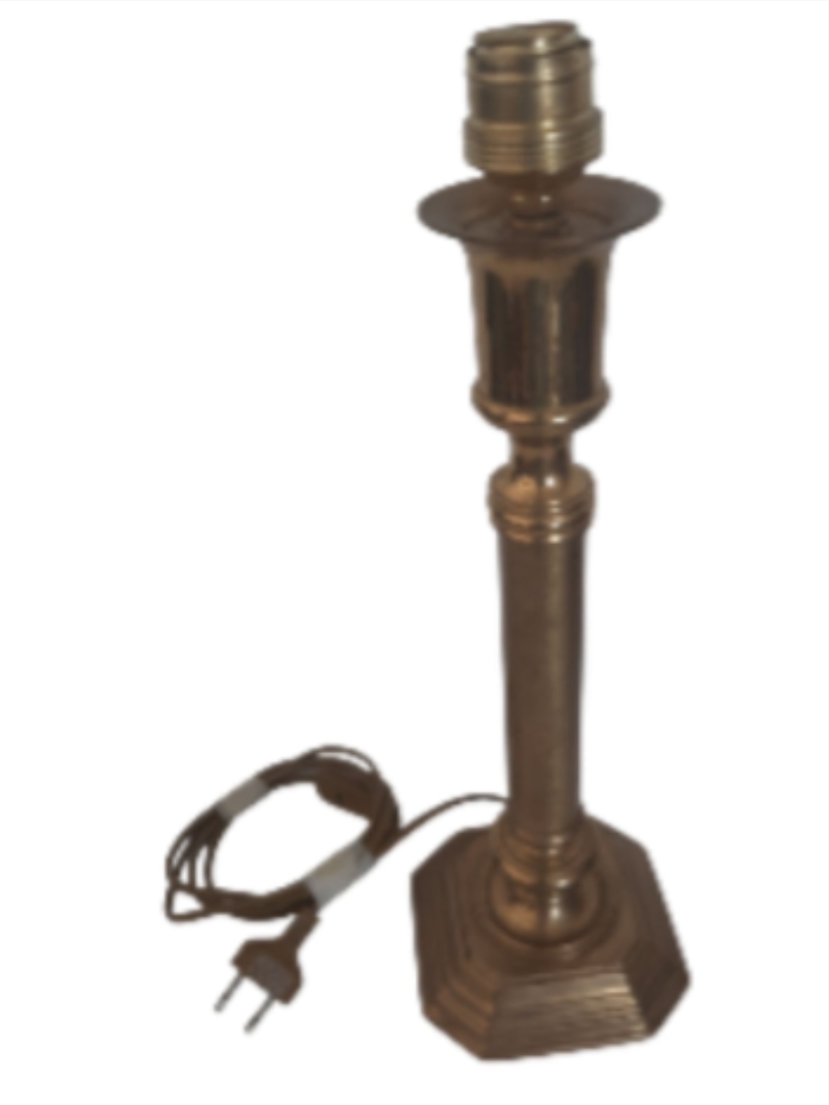 Acheter Pied de lampe de chevet en métal doré vintage État correct - 32,00 € Pied de lampe de chevet en métal doré vintage État correct reconditionné disponible sur Label Emmaüs