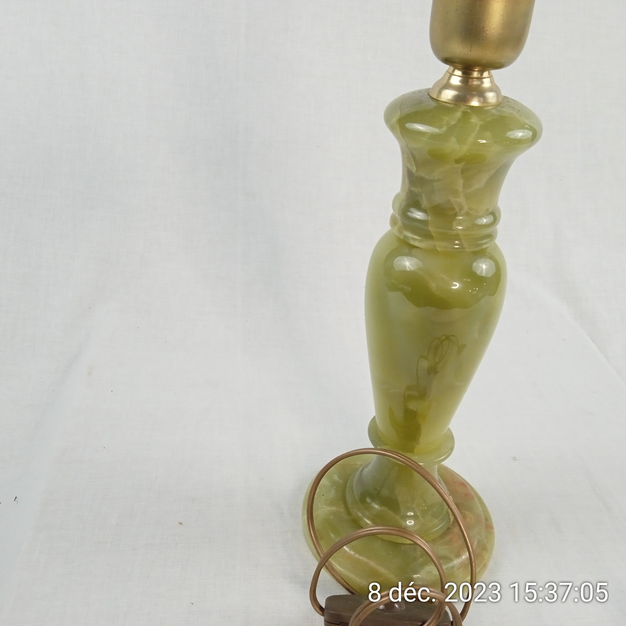 Voir photo 2 de Pied de lampe de table en marbre onyx vert Italy années 1960 Pied de lampe de table en marbre onyx vert Italy années 1960 Bon état reconditionné photo 2
