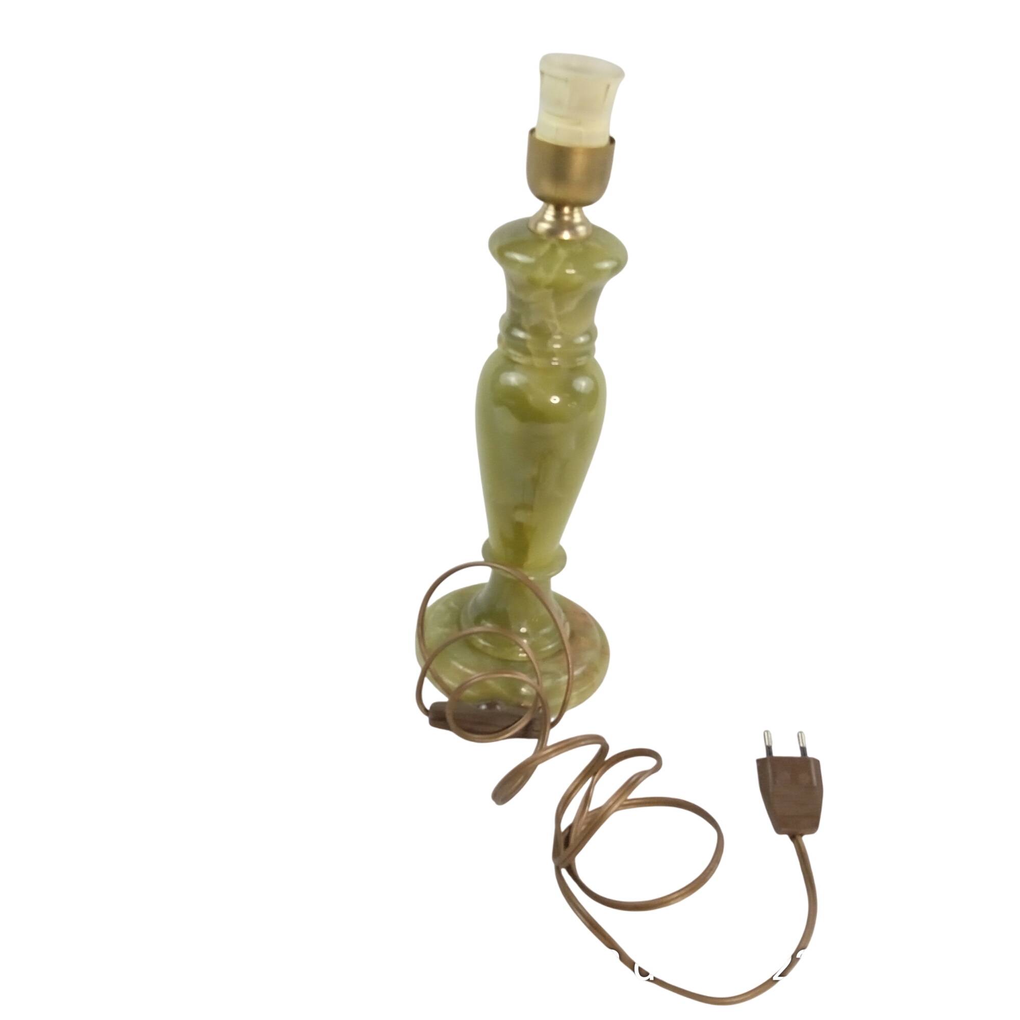 Pied de lampe de table en marbre onyx vert Italy années 1960 Bon état - 24,00 € Pied de lampe de table en marbre onyx vert Italy années 1960 Bon état reconditionné disponible sur Label Emmaüs