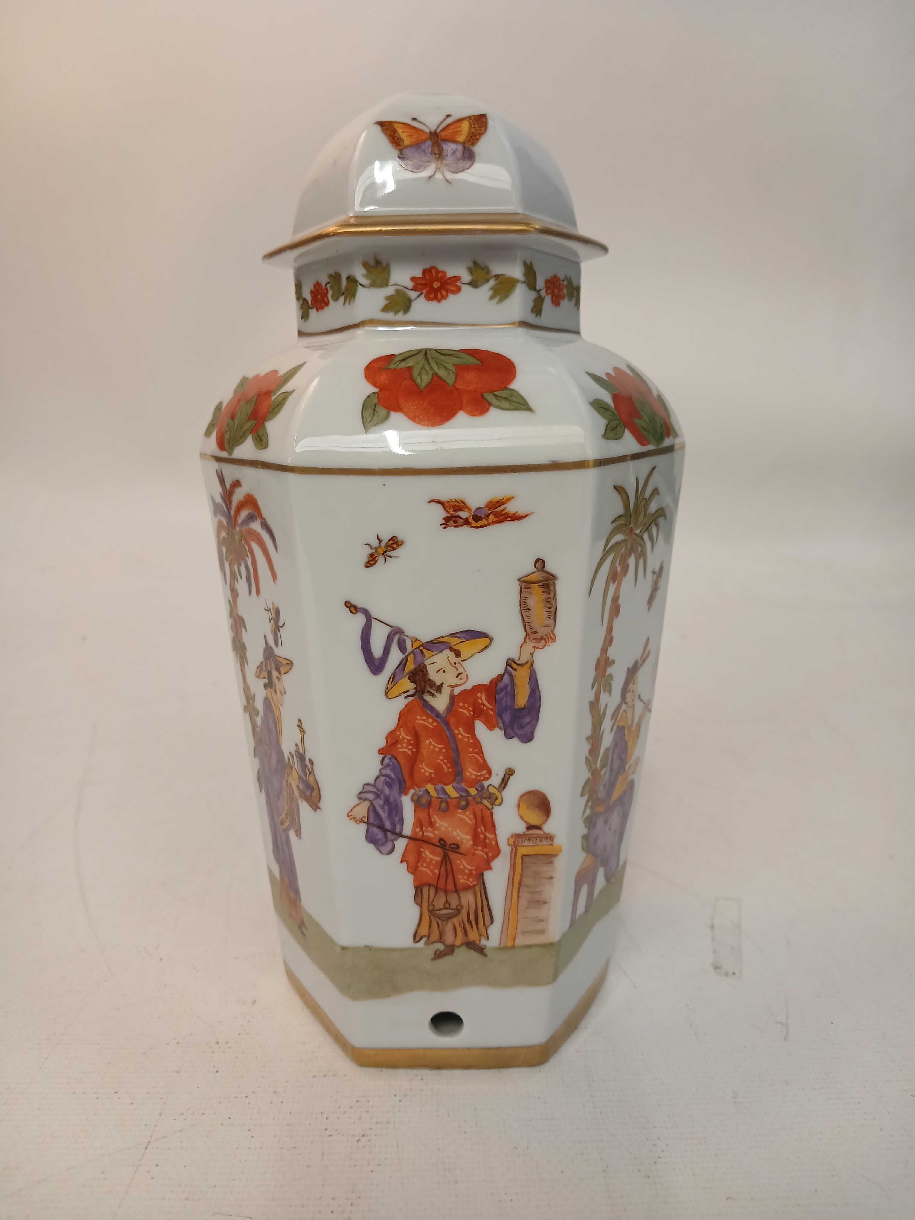 Voir photo 2 de Pied de lampe style faïence chinoise - porcelaine de Limoges Pied de lampe style faïence chinoise - porcelaine de Limoges Bon état reconditionné photo 2