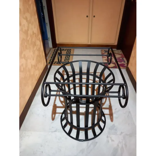 Pied De Table Central Tres Solide Bon état reconditionné disponible sur Rakuten