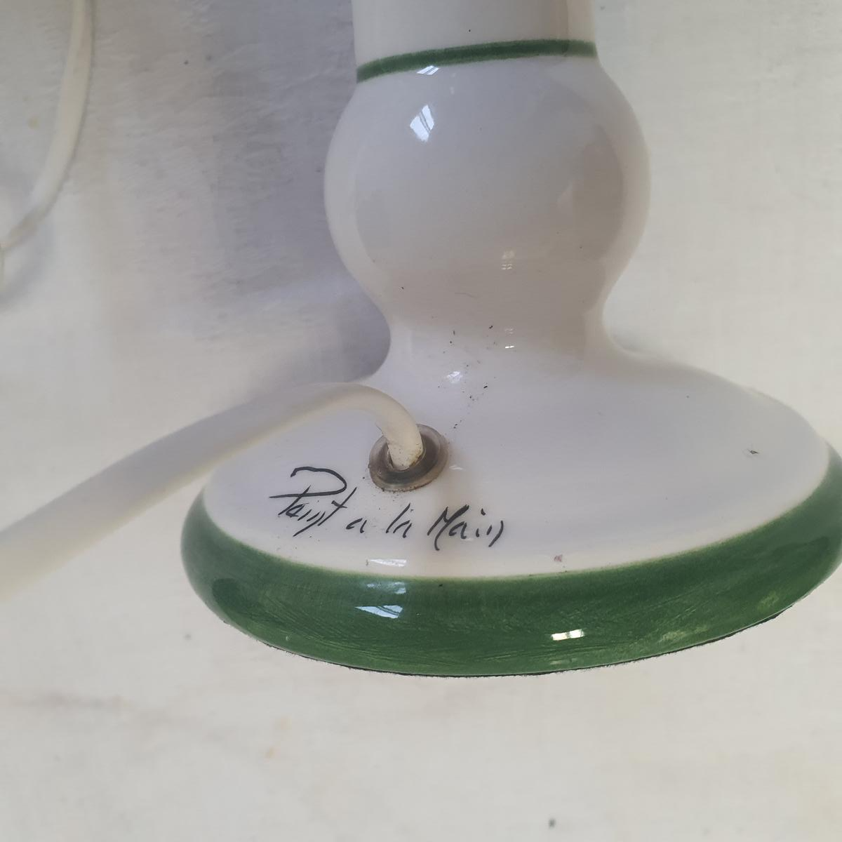 Voir photo 2 de Pieds de Lampe En Céramqieue Couleur Blanc et Vert En état Correct Fait Main Pieds de Lampe En Céramqieue Couleur Blanc et Vert En état Correct Fait Main État correct reconditionné photo 2