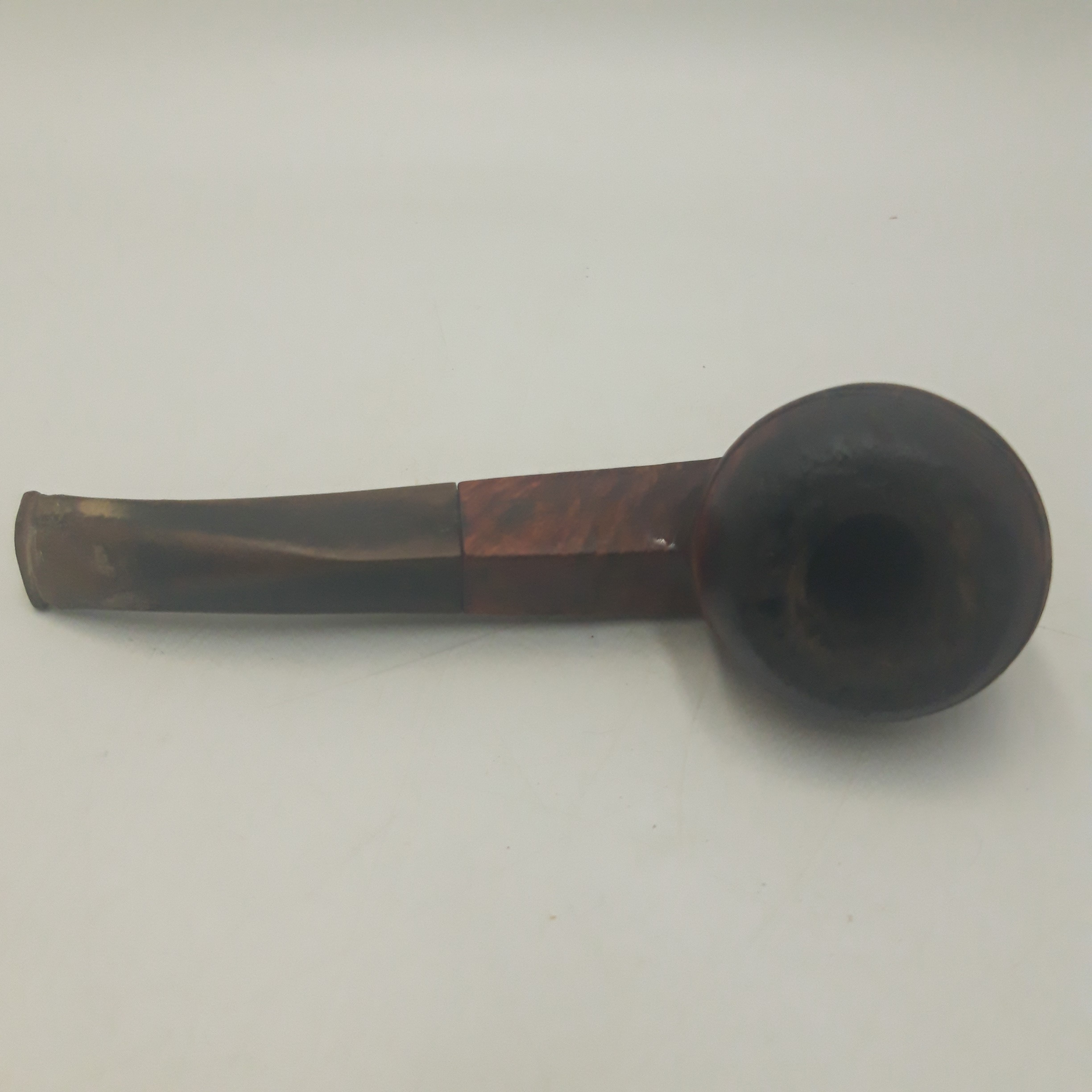 Voir photo 4 de Pipe à tabac Ropp en bois de bruyère "R47" Pipe à tabac Ropp en bois de bruyère "R47" Bon état reconditionné photo 4
