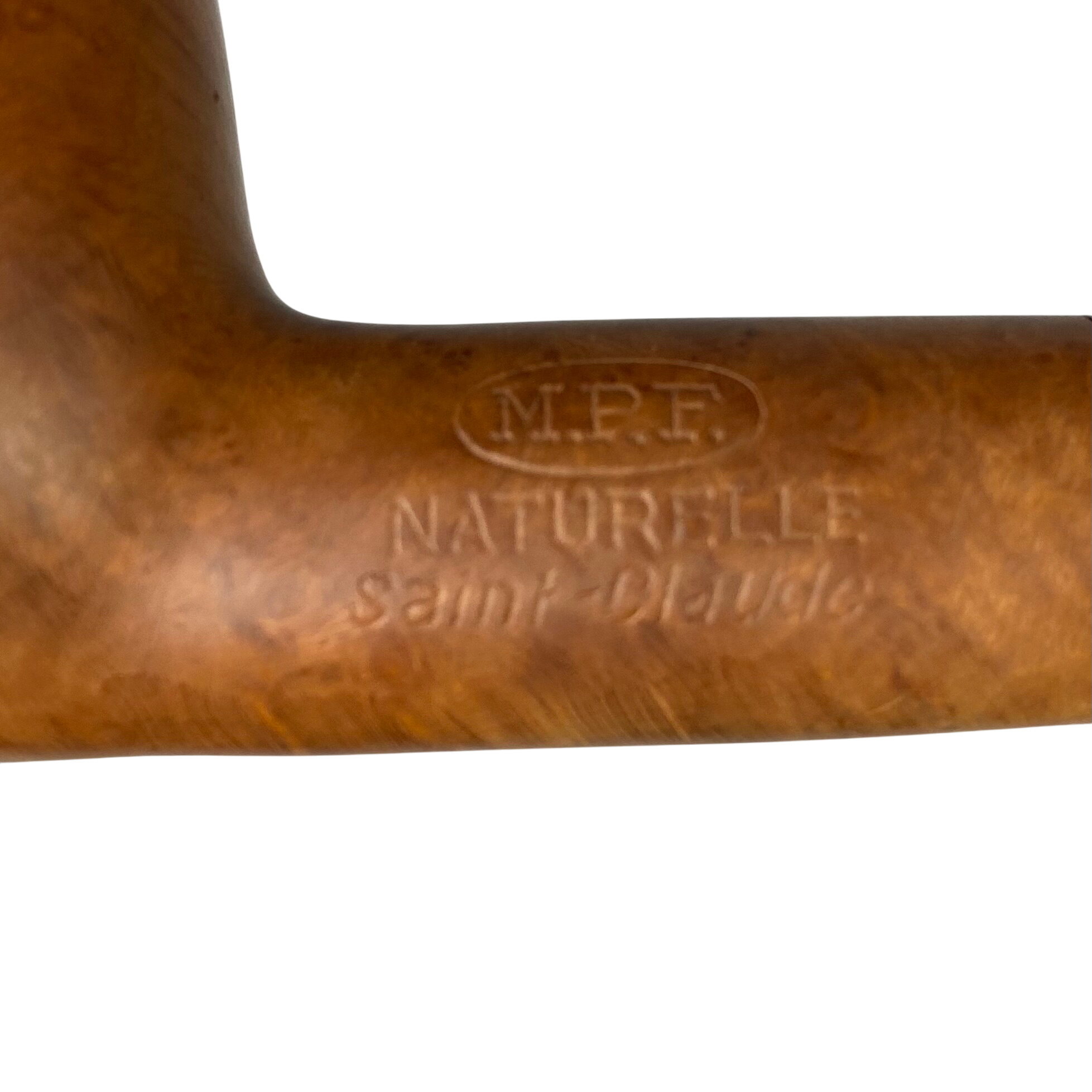 Pipe bois naturel Bon état - 25,00 € Pipe bois naturel Bon état reconditionné disponible sur Label Emmaüs