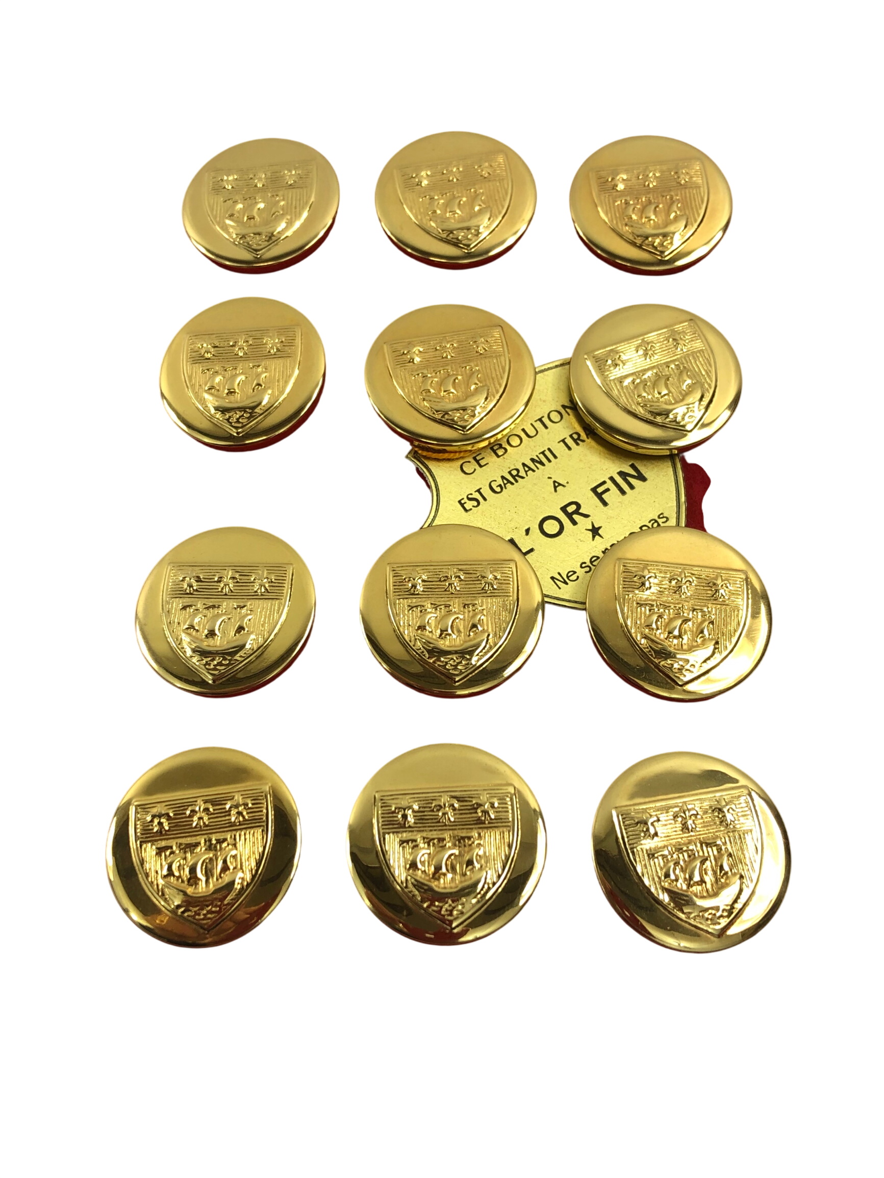 Plaque de 12 boutons dorés avec un blason Bon état - 20,00 € Plaque de 12 boutons dorés avec un blason Bon état reconditionné disponible sur Label Emmaüs