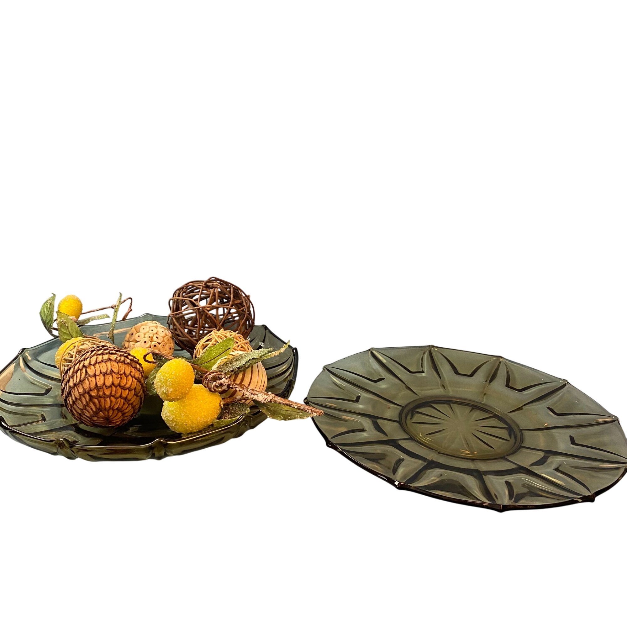 Plat a tarte et coupe a fruits Bon état - 28,00 € Plat a tarte et coupe a fruits Bon état reconditionné disponible sur Label Emmaüs